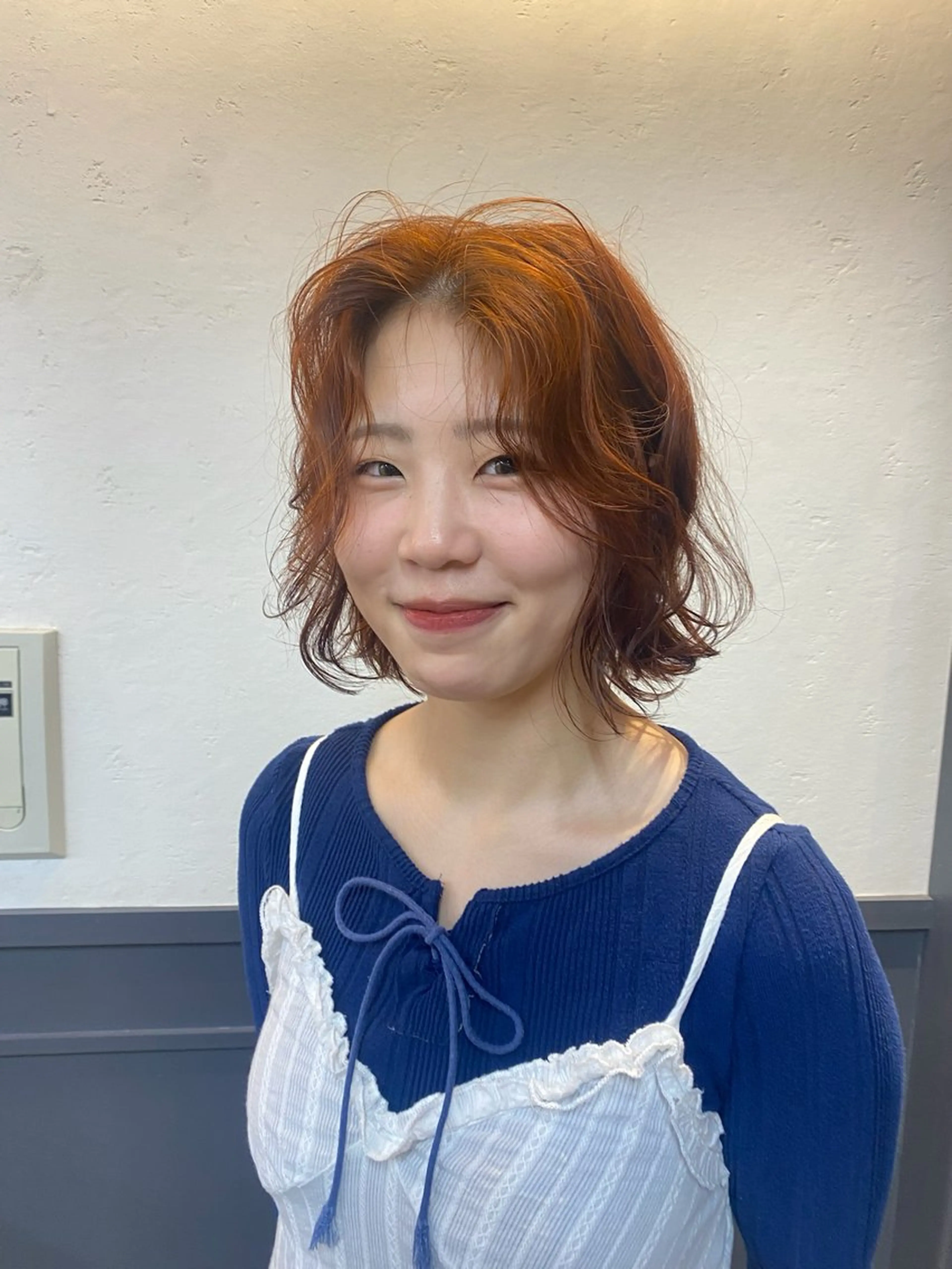 ショート ハイライト ヘアカラー ハセガワ レナのヘアスタイル
