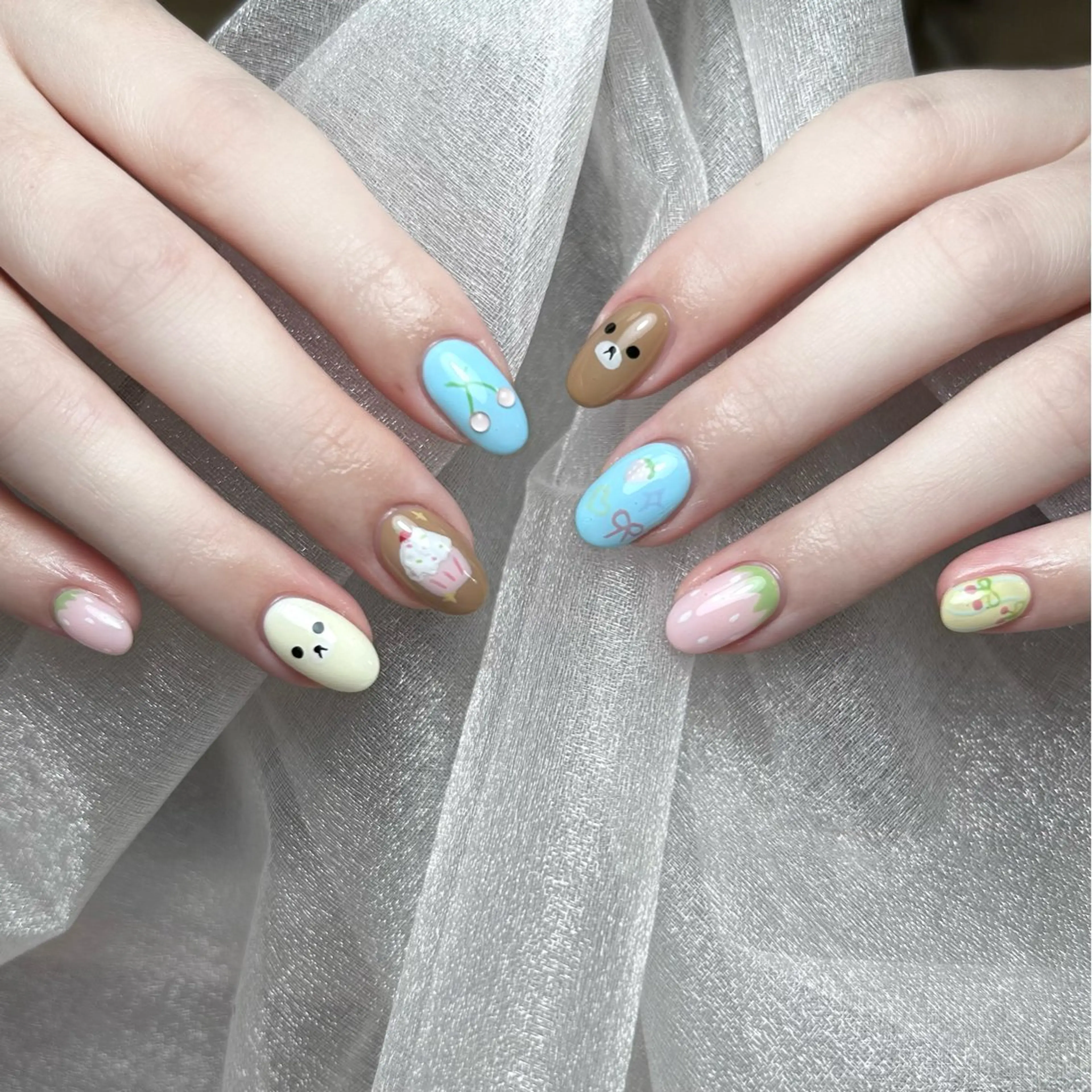 ネイル Maggie Nail🦩のネイルデザイン