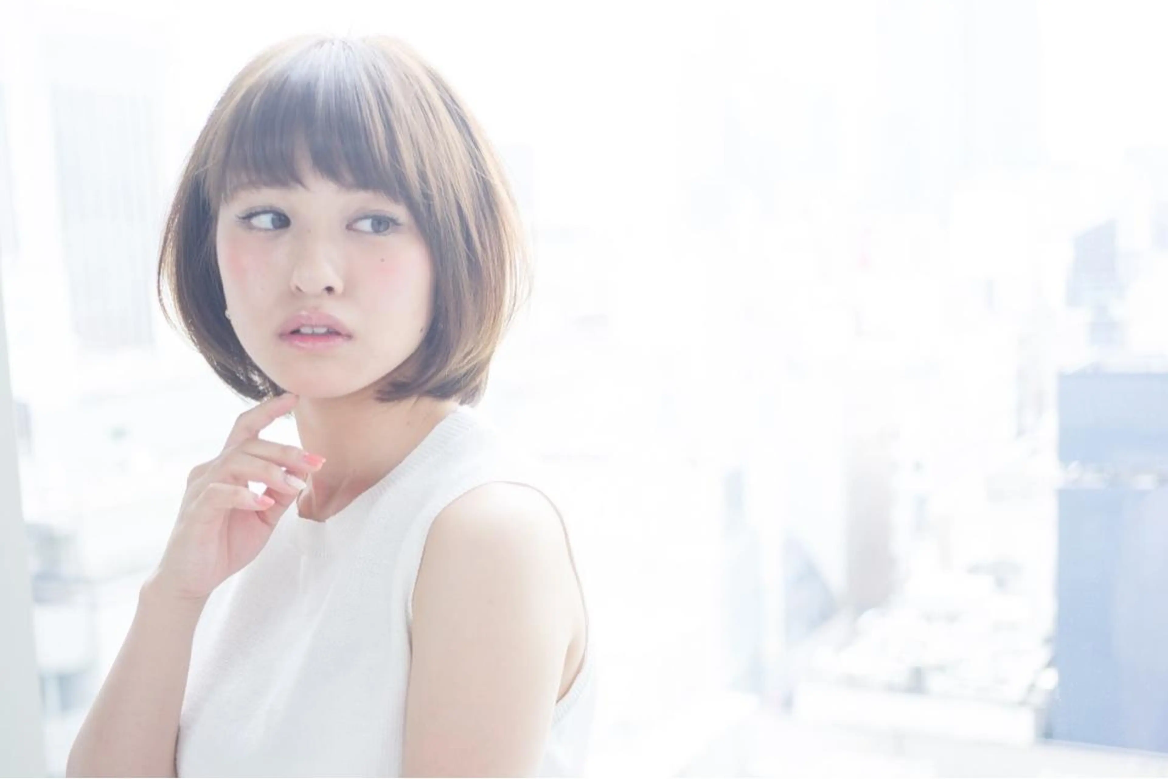 ミディアム おしゃれ染めで白髪を 染める/山口玲緒奈のヘアスタイル