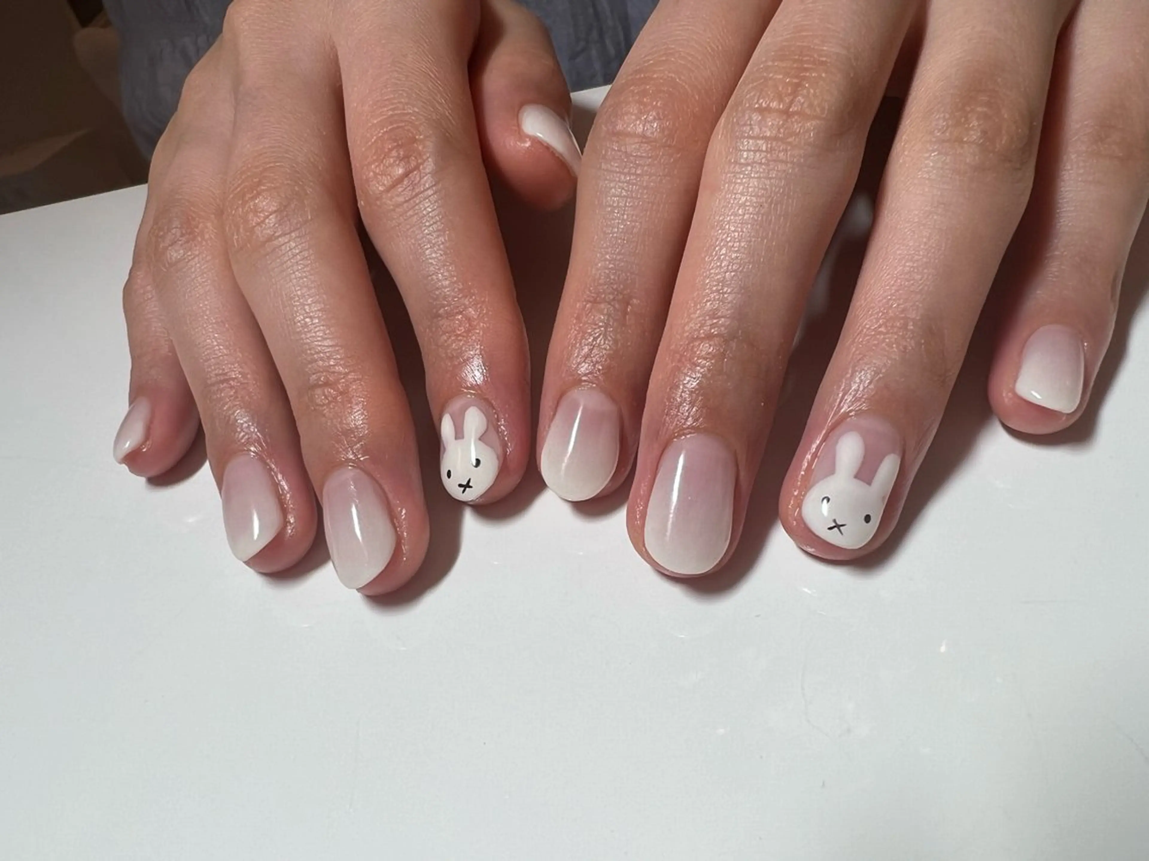 ネイル 髙城 亜紀のネイルデザイン