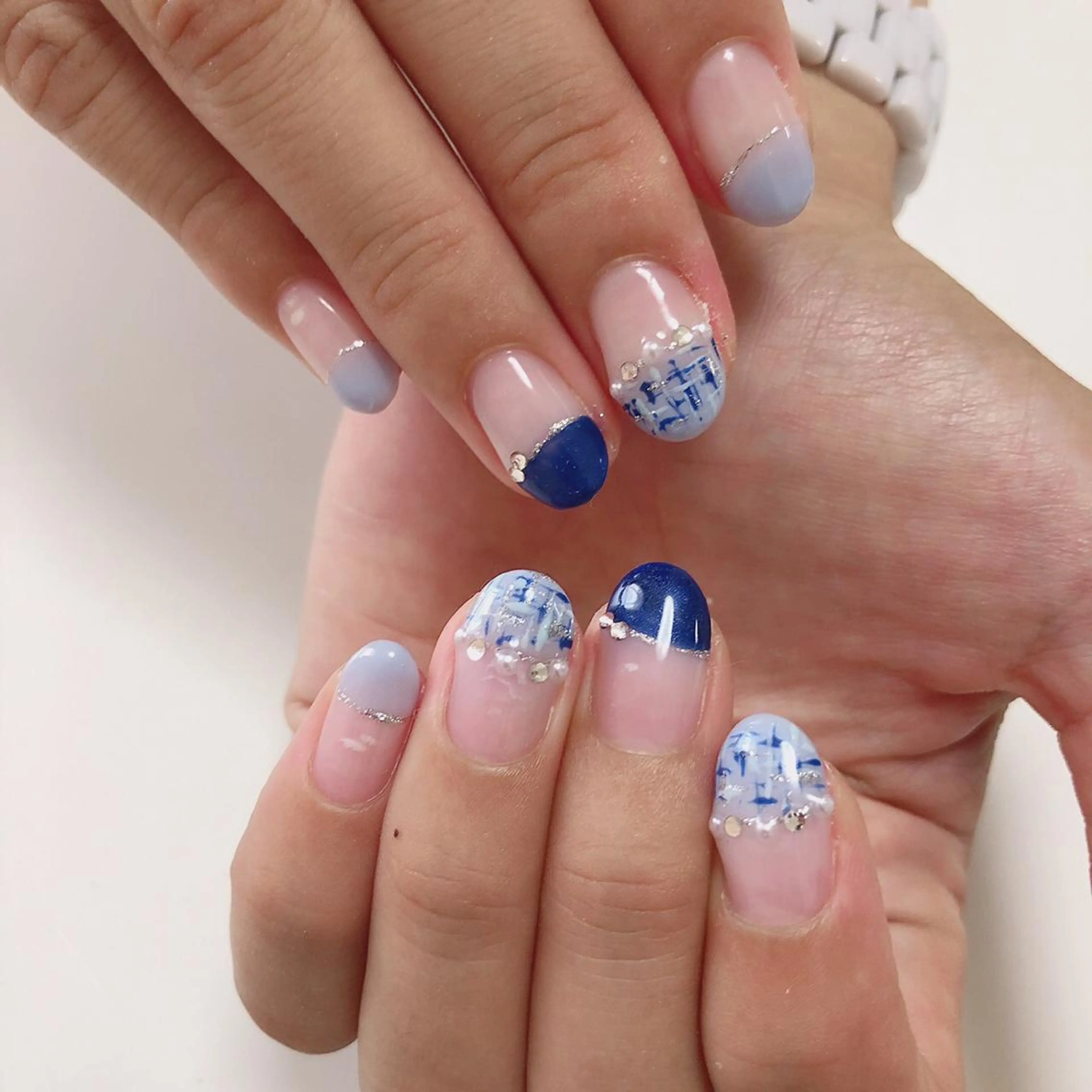 ネイル アートネイル 長さ出し フットネイル グリーン ニュアンスネイル Lily Roseスタッフ一同のマツエク・マツパデザイン