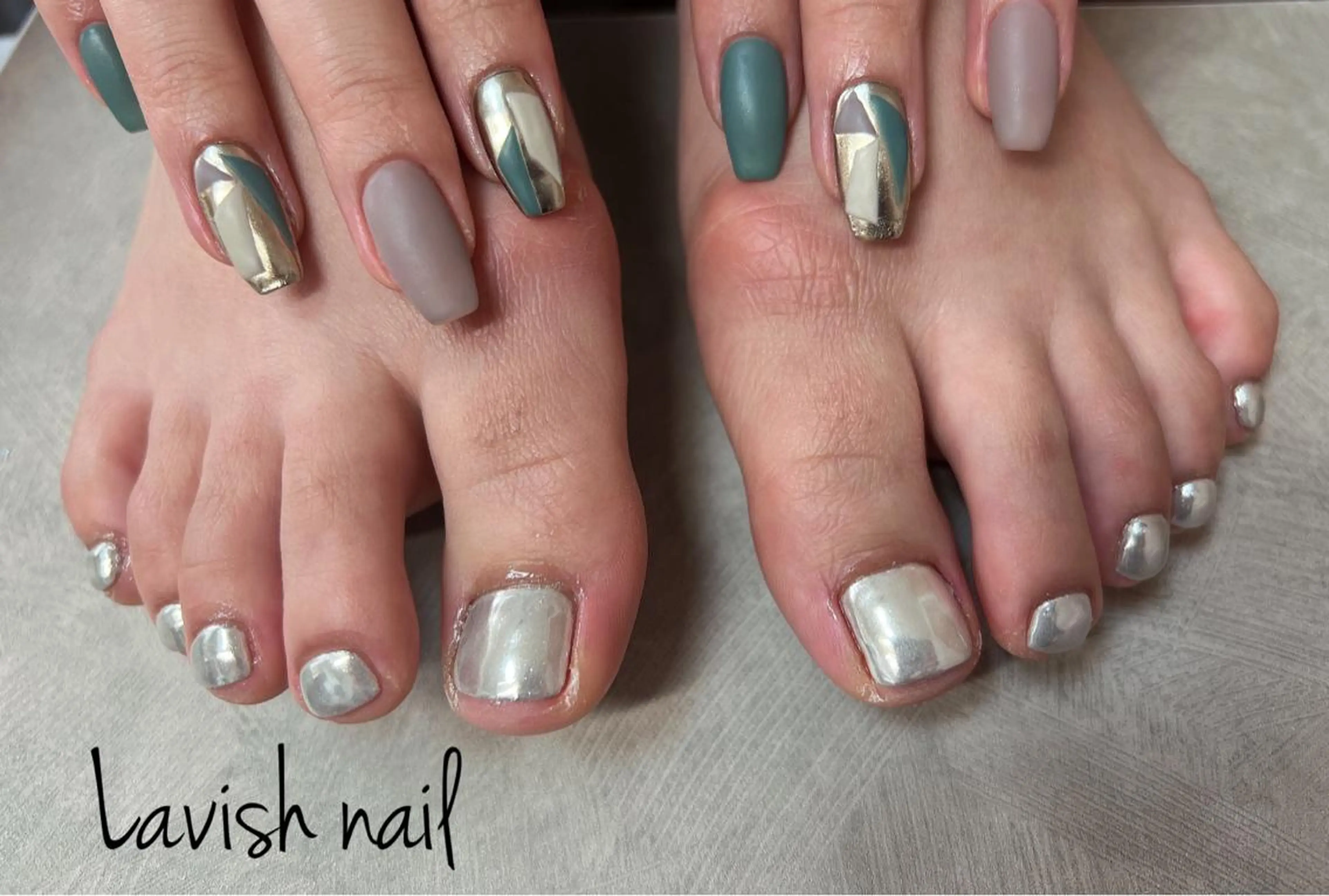 ネイル ハンドネイル Lavish nailのネイルデザイン