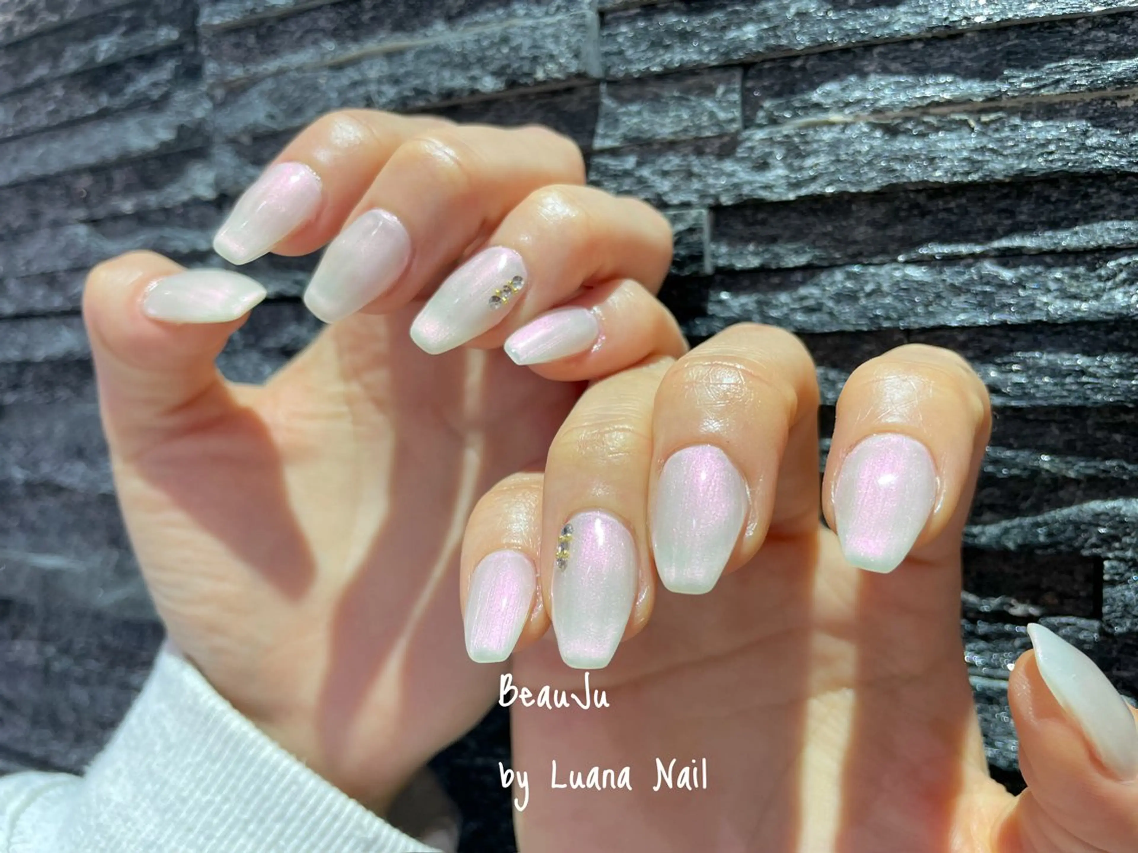 ネイル ハンドネイル BeauJu by Luana Nailのネイルデザイン