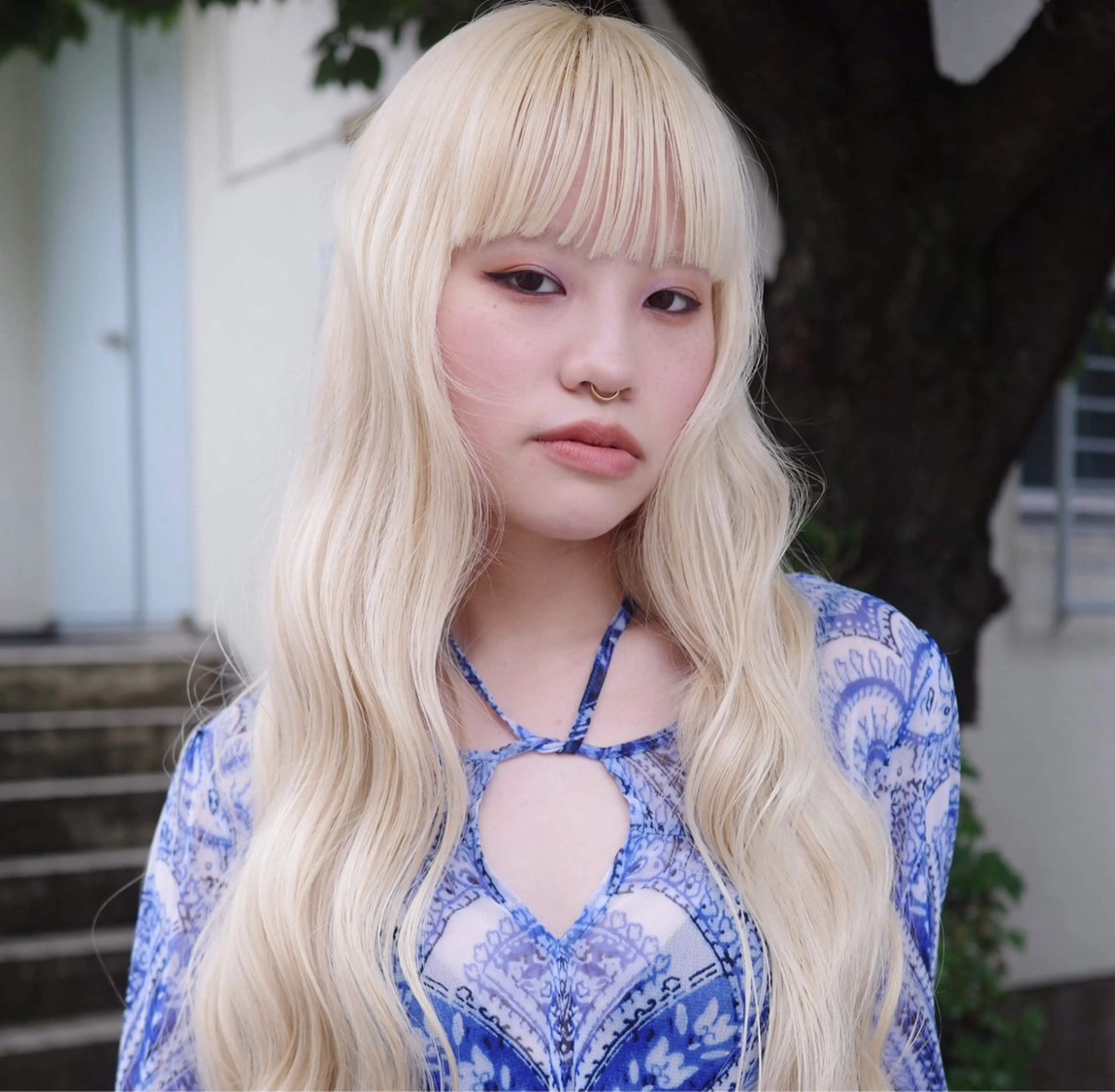 ロング カラー ブリーチ 抜きっぱなしブロンド カット ヘアカラー トリートメント 田中 里奈のヘアスタイル