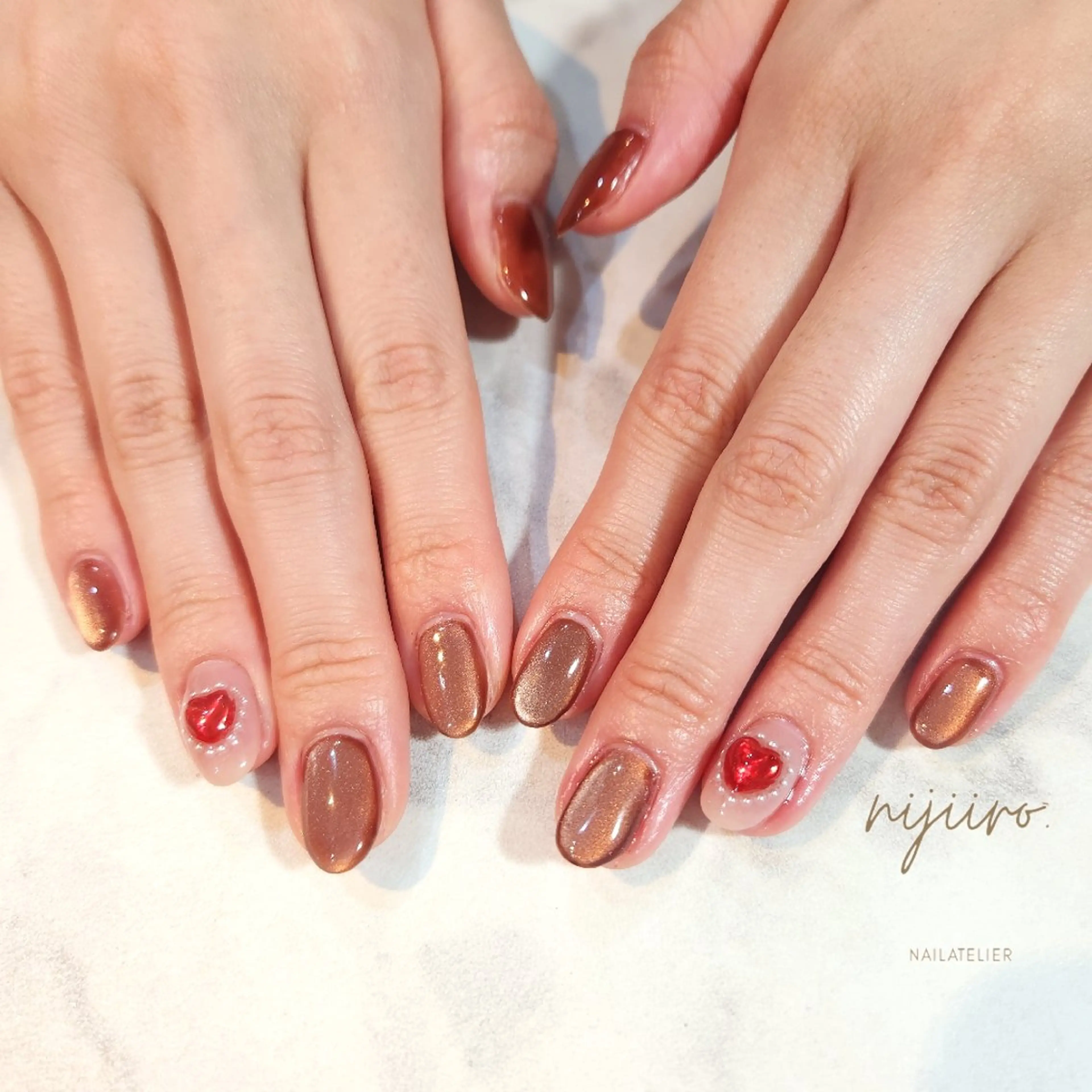 ネイル ハンドネイル nailatelier nijiiro.所属・nijiiro🌈 サトウのネイルデザイン