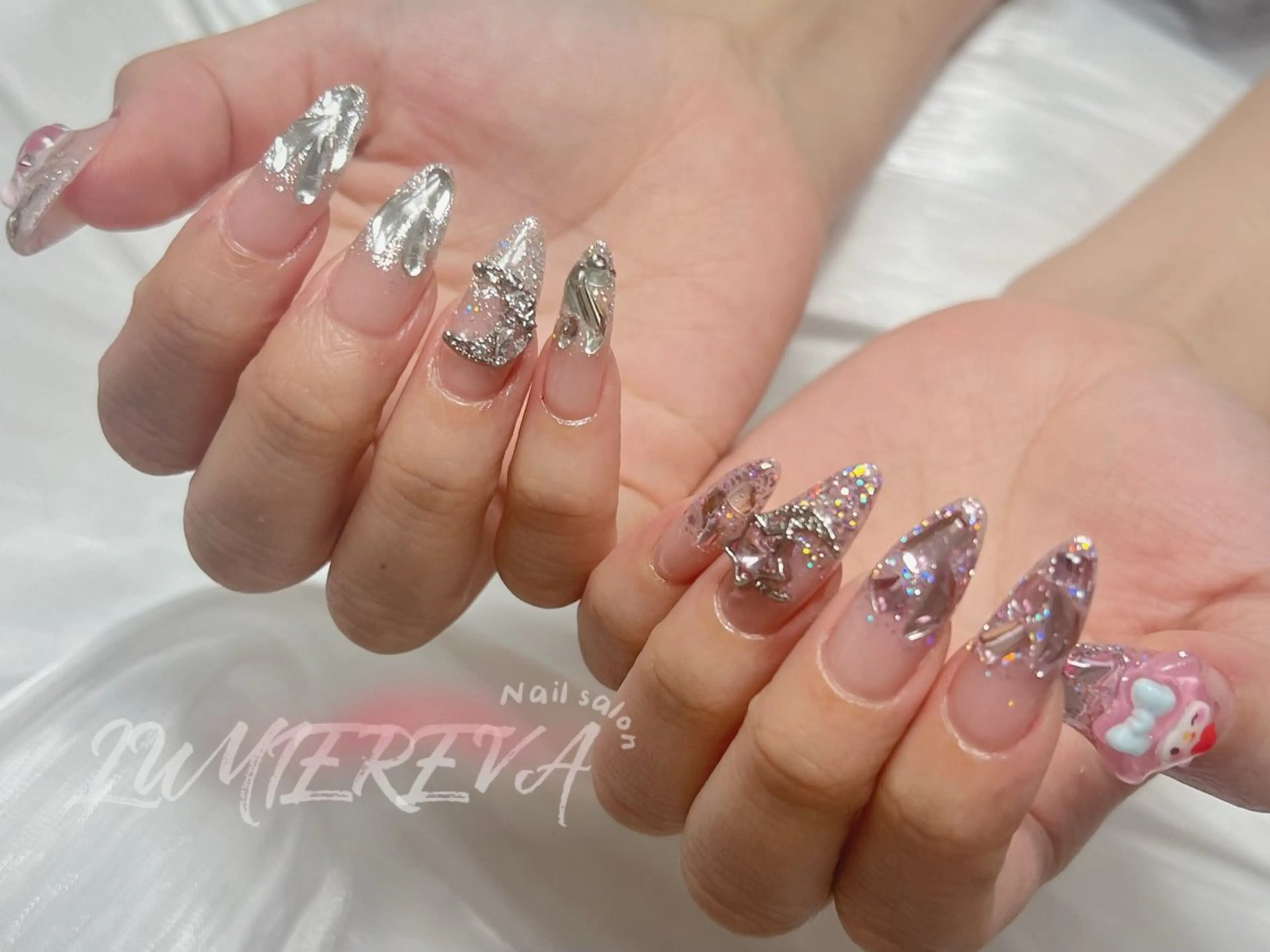 ネイル オーロラネイル 長さ出し ジェルネイル 氷ネイル・うるうるネイル 韓国ネイル ハンドネイル Lumiereva nail salonのネイルデザイン