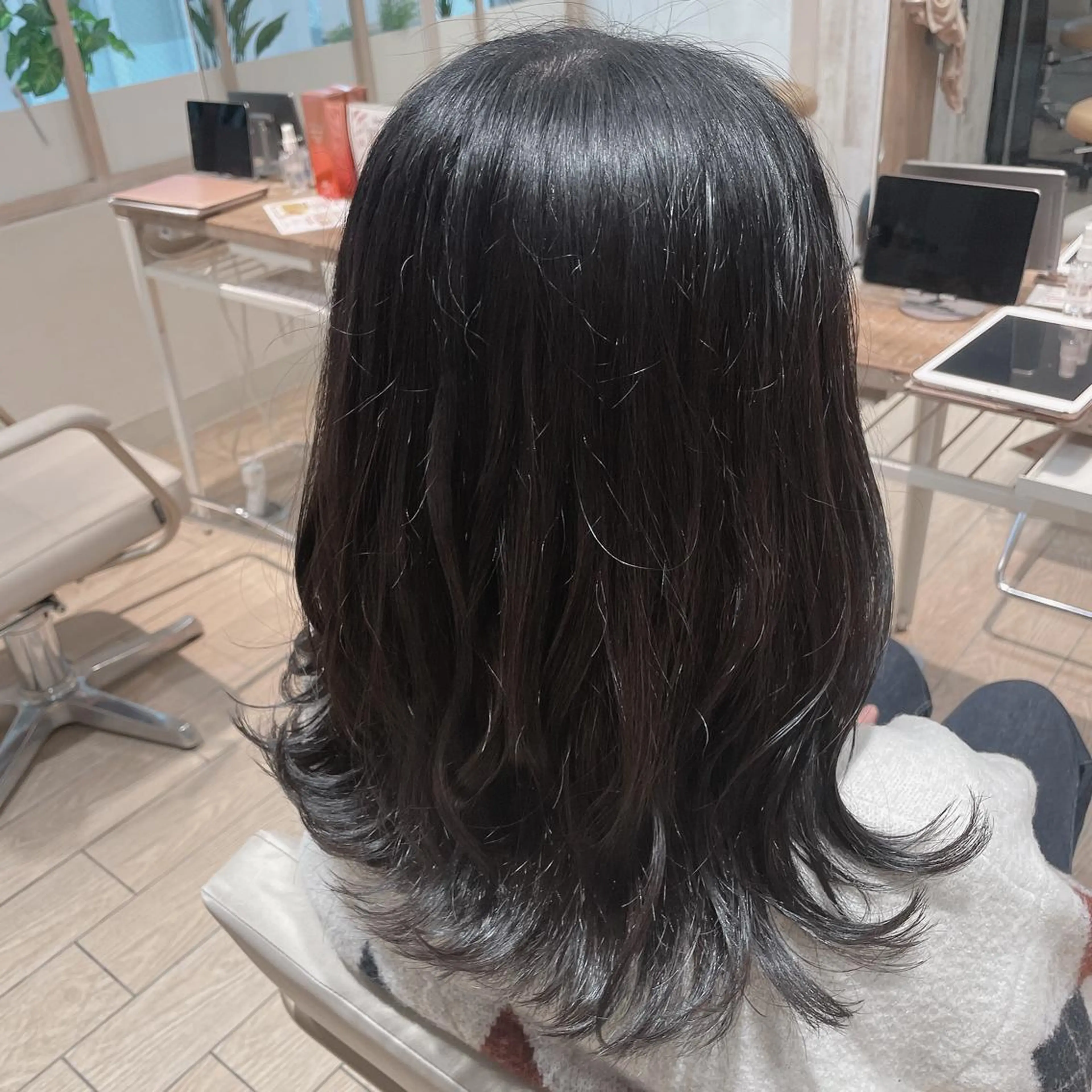 セミロング カラー 市原 大翼のヘアスタイル