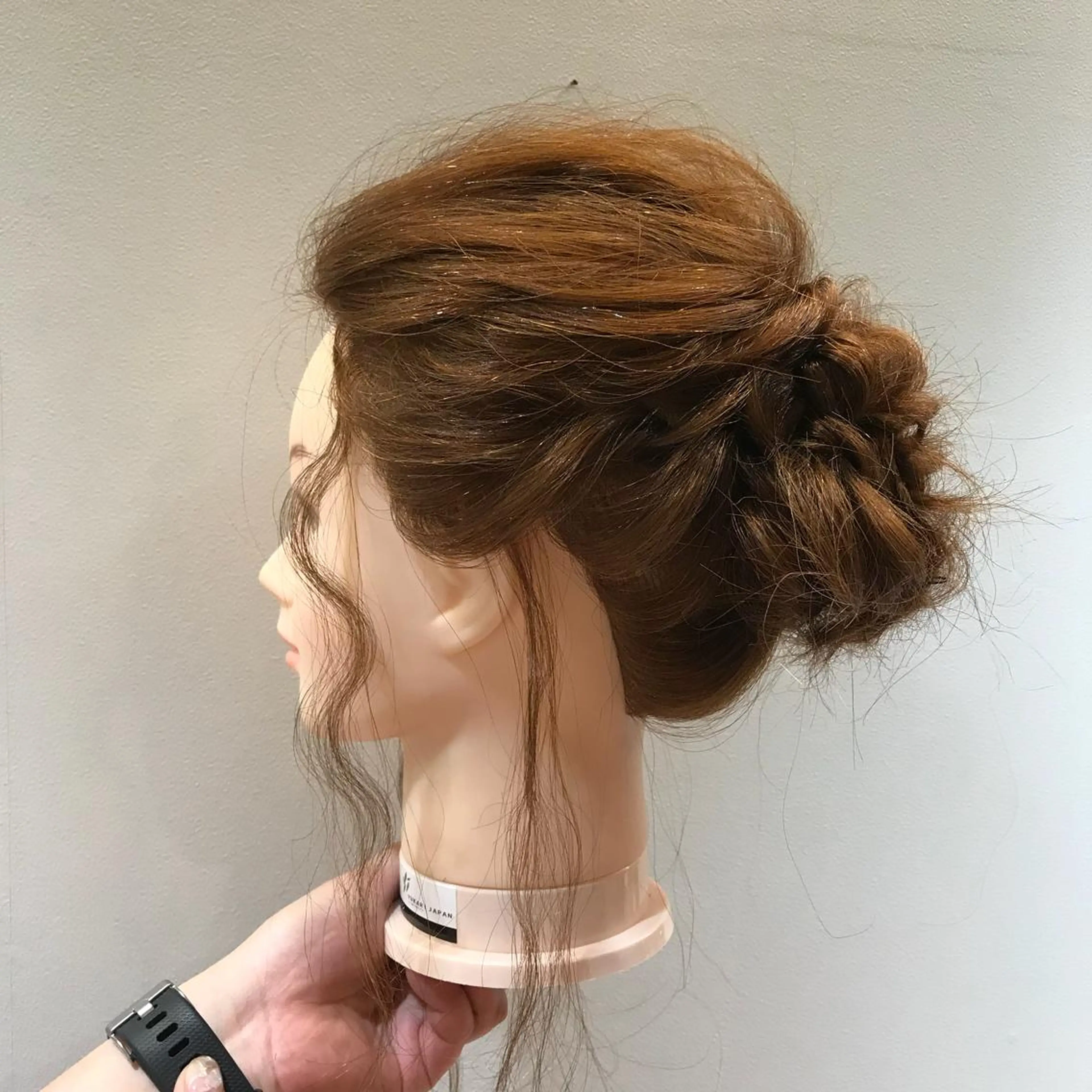 セミロング カラー ヘアアレンジ 坪内 麻里子のヘアスタイル