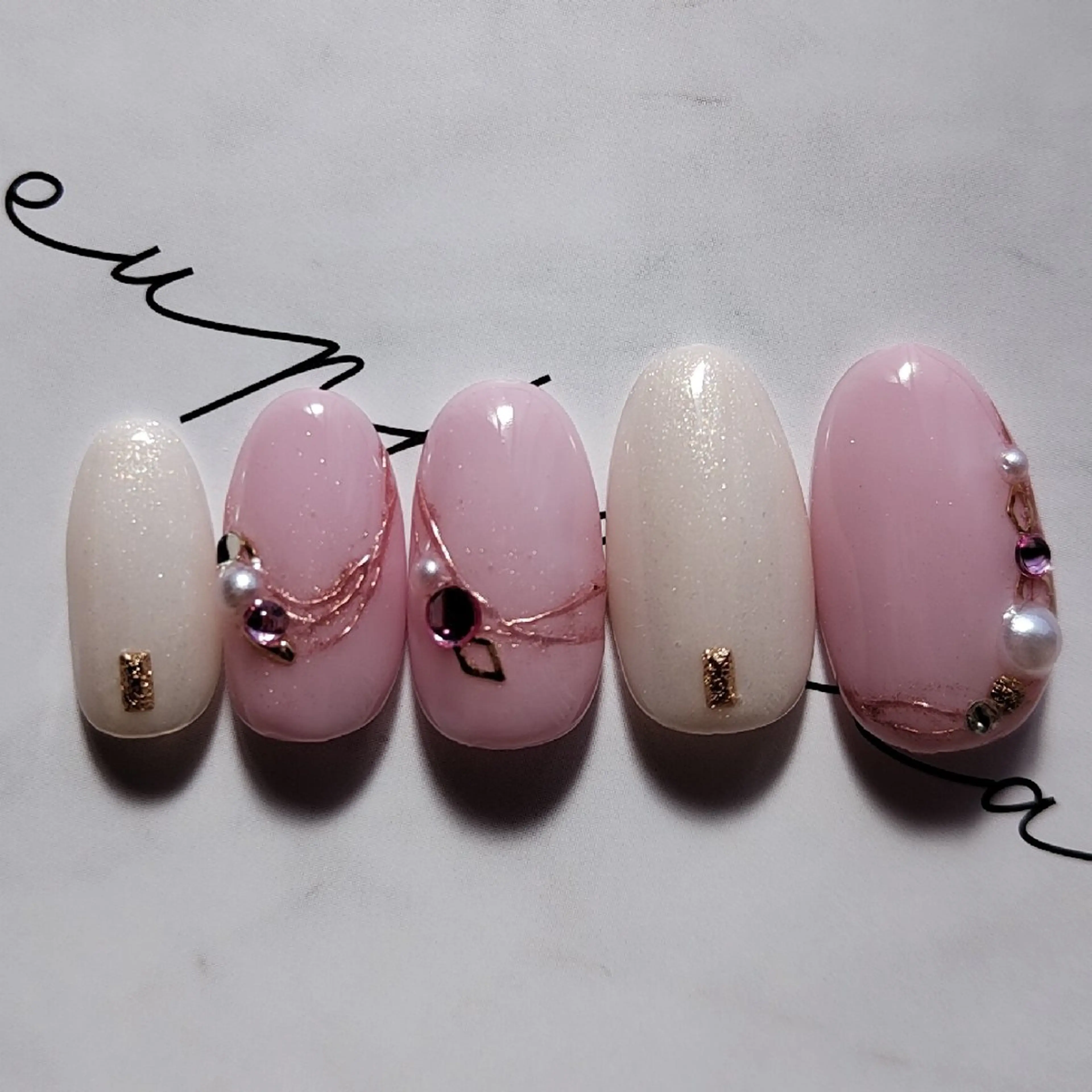 ネイル ハンドネイル mg nailのネイルデザイン