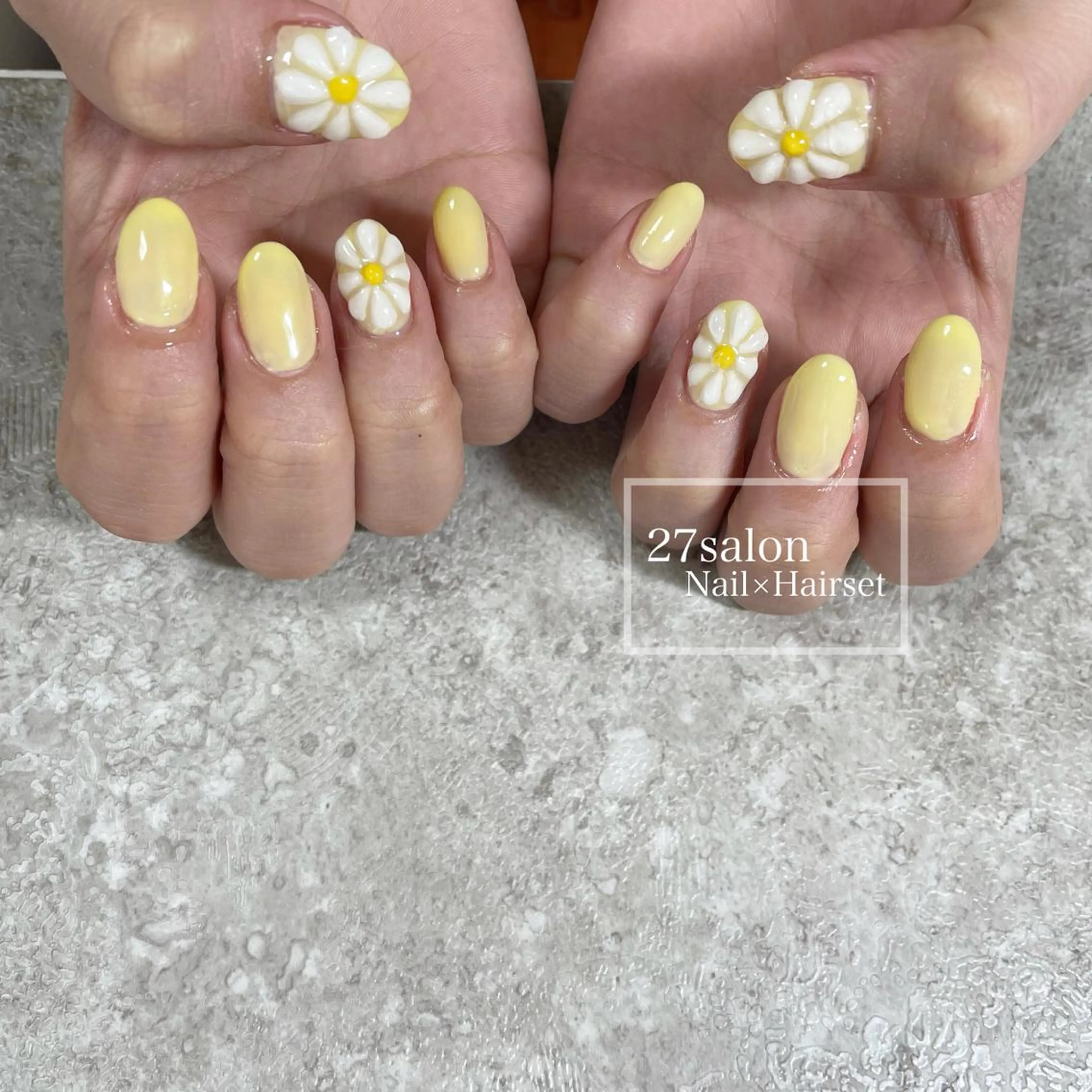 ネイル フラワーネイル ぷっくりネイル 黄色 27salon yuinaのネイルデザイン