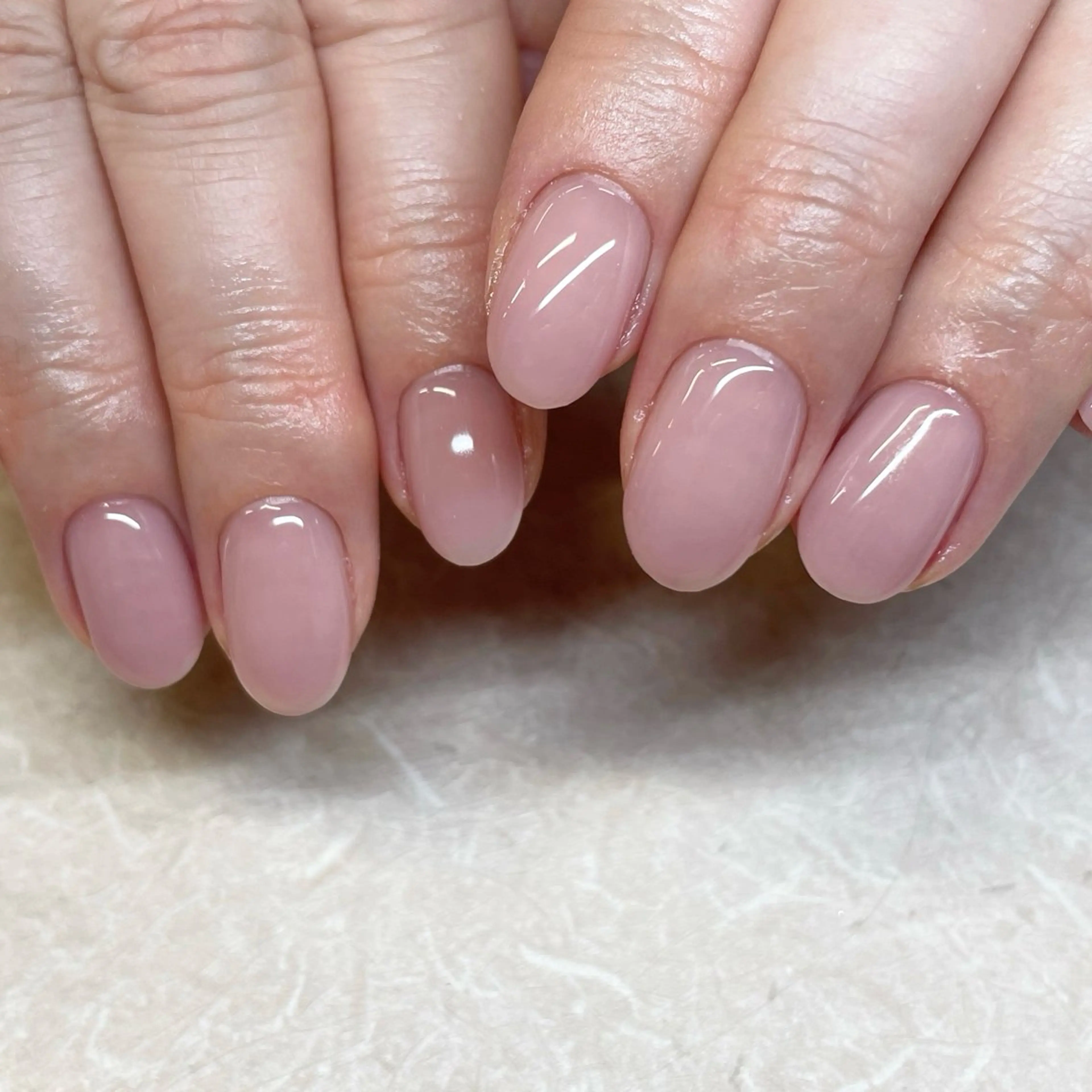 ネイル パラジェルサロン 大人女性が通うサロンのネイルデザイン