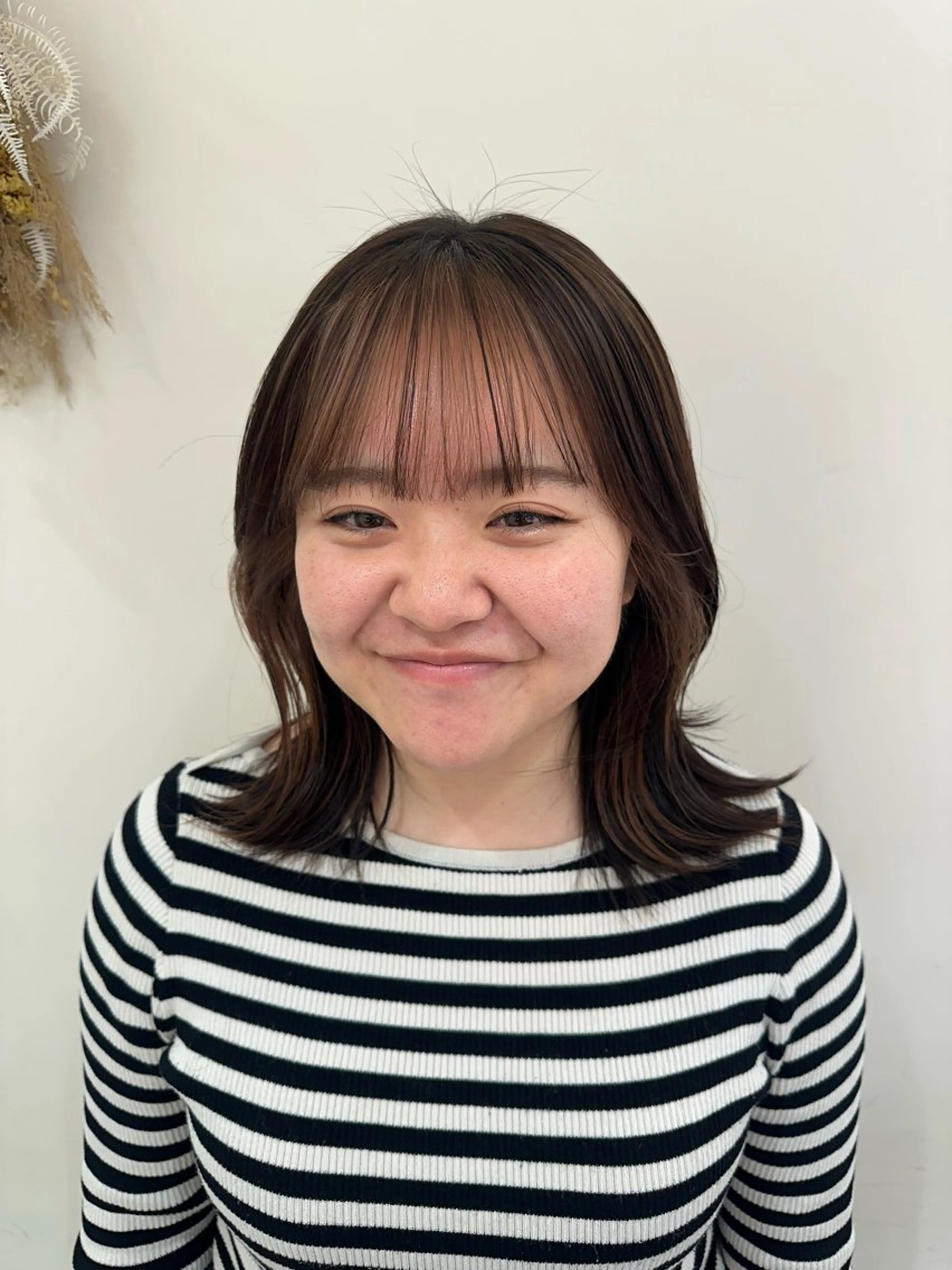 ミディアム カラー ヘアアレンジ タイトボブ個性派カラ ーAKANEのヘアスタイル