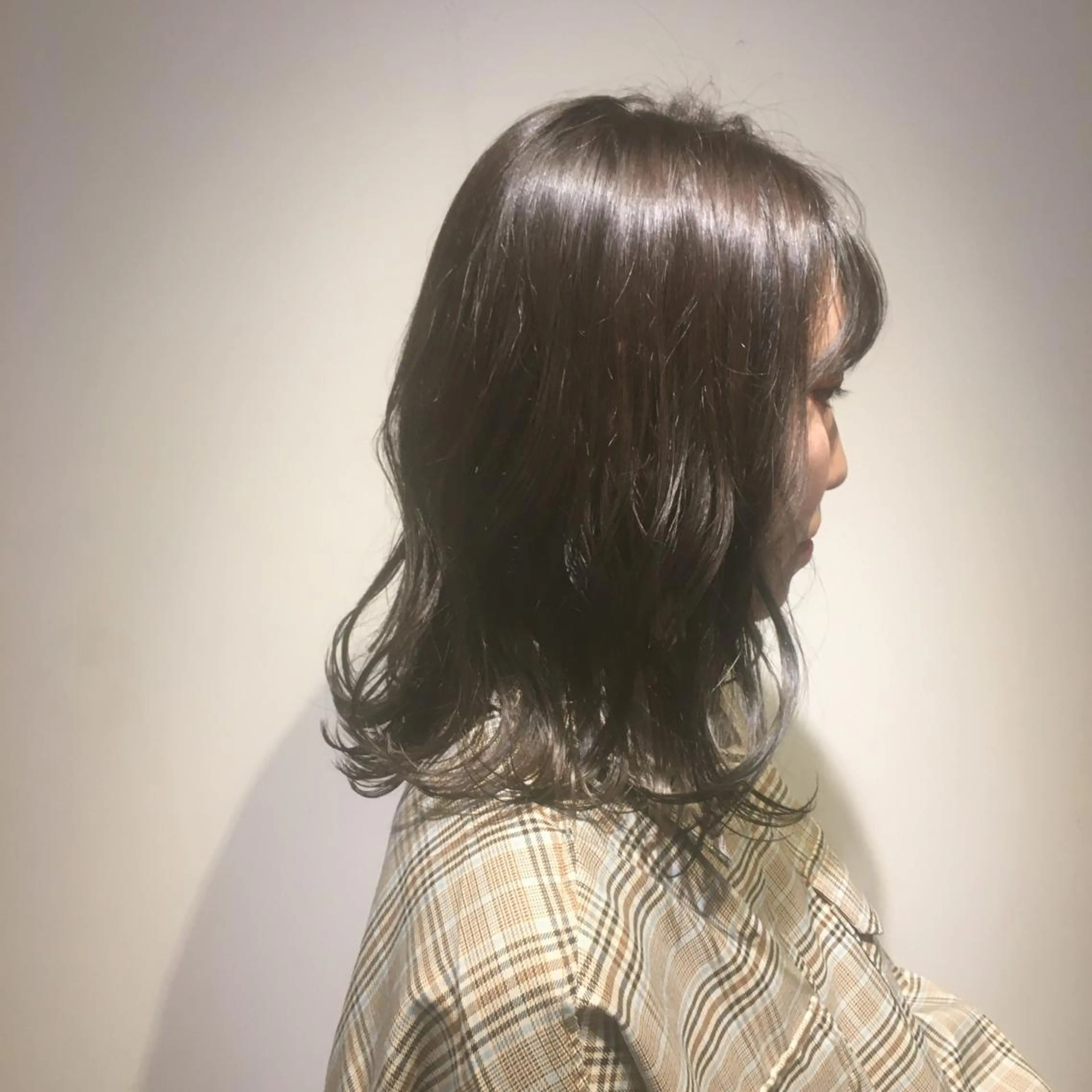 セミロング カラー カット ヘアカラー トリートメント しのはら まどかのヘアスタイル