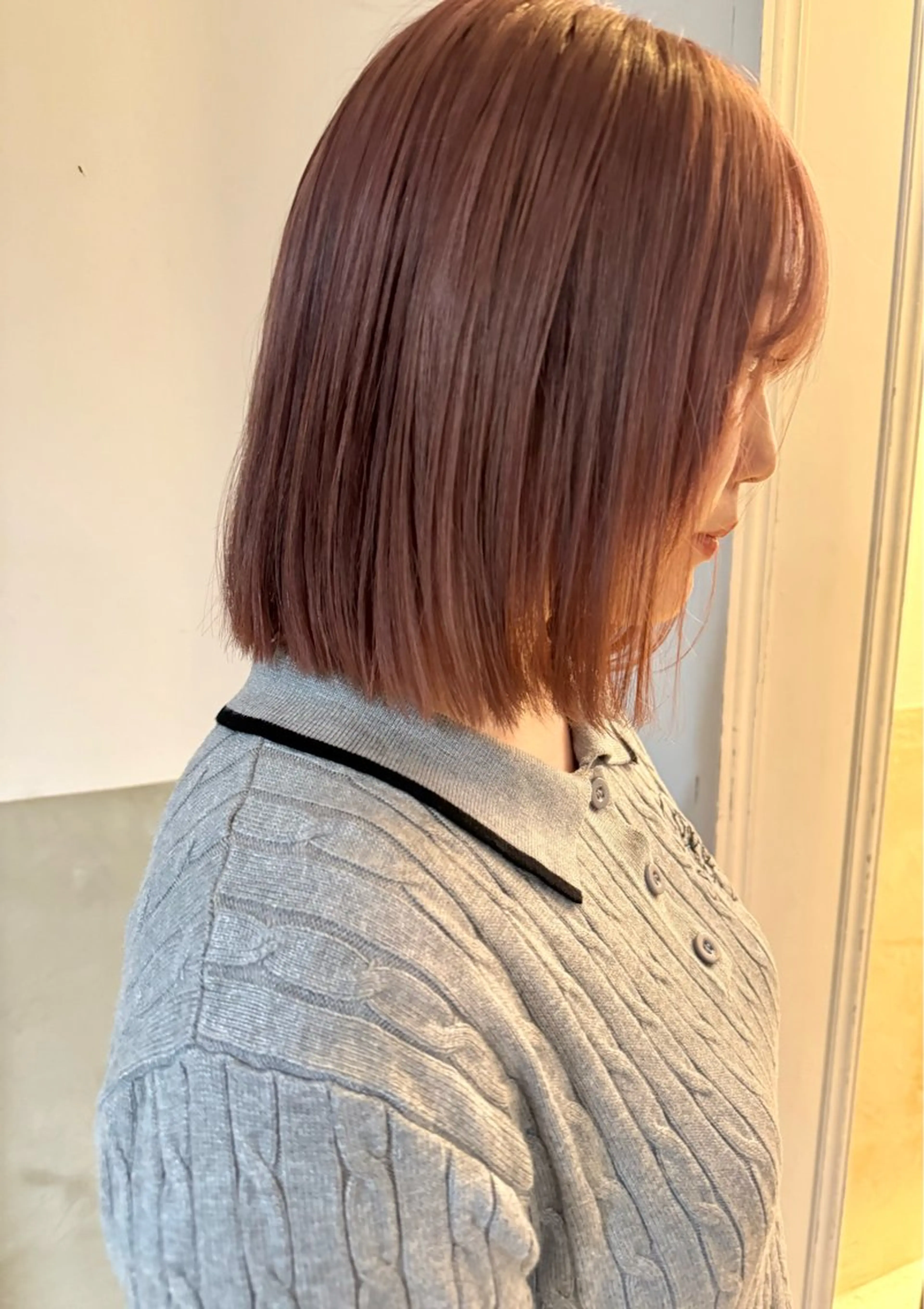 カラー ベージュカラー ブリーチ ピンクカラー ピンクベージュ ヘアカラー [pia]宮田 龍星のヘアスタイル