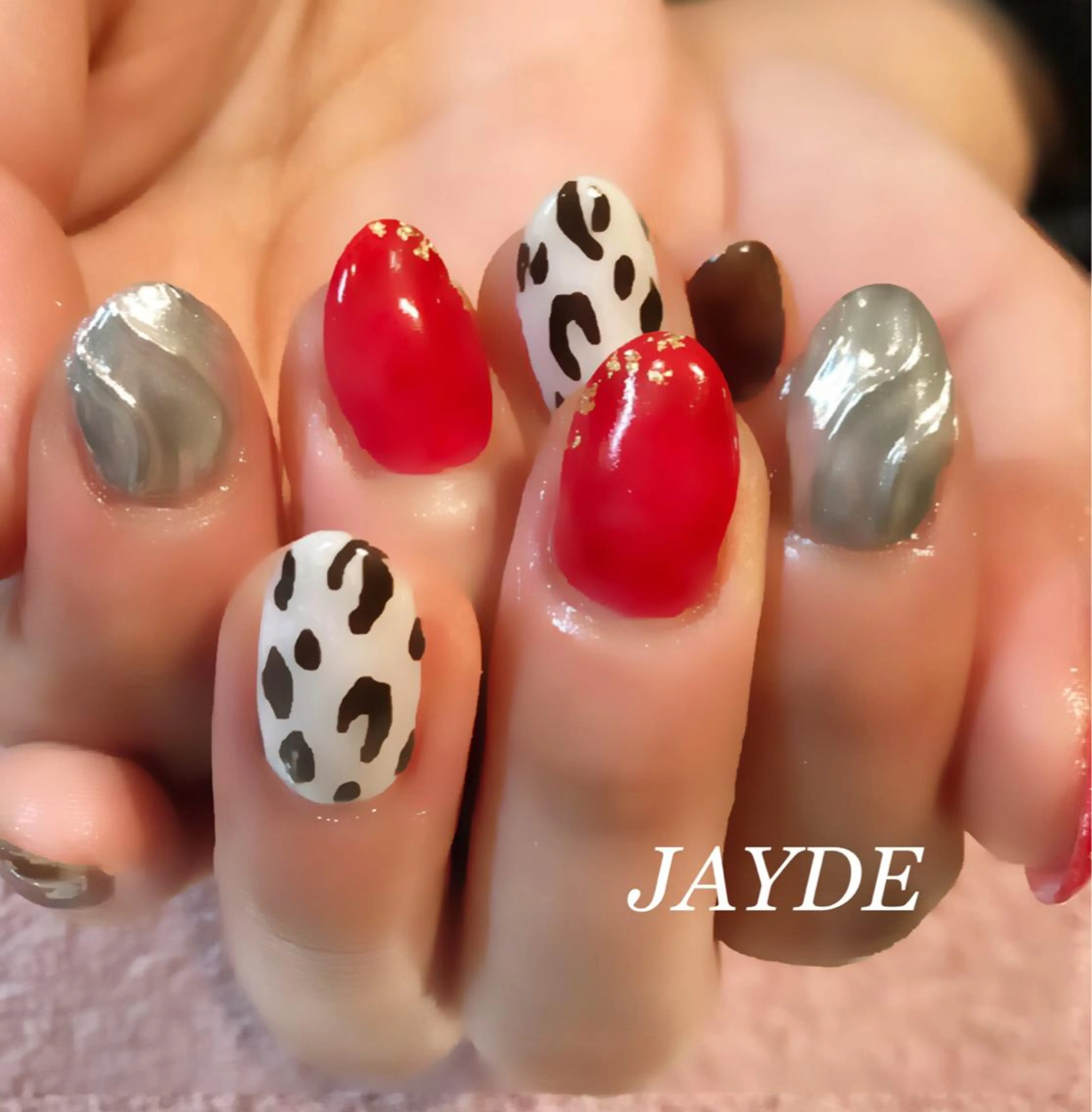 ネイル アニマル柄 アートネイル ミラーネイル JAYDE ジェイドのマツエク・マツパデザイン