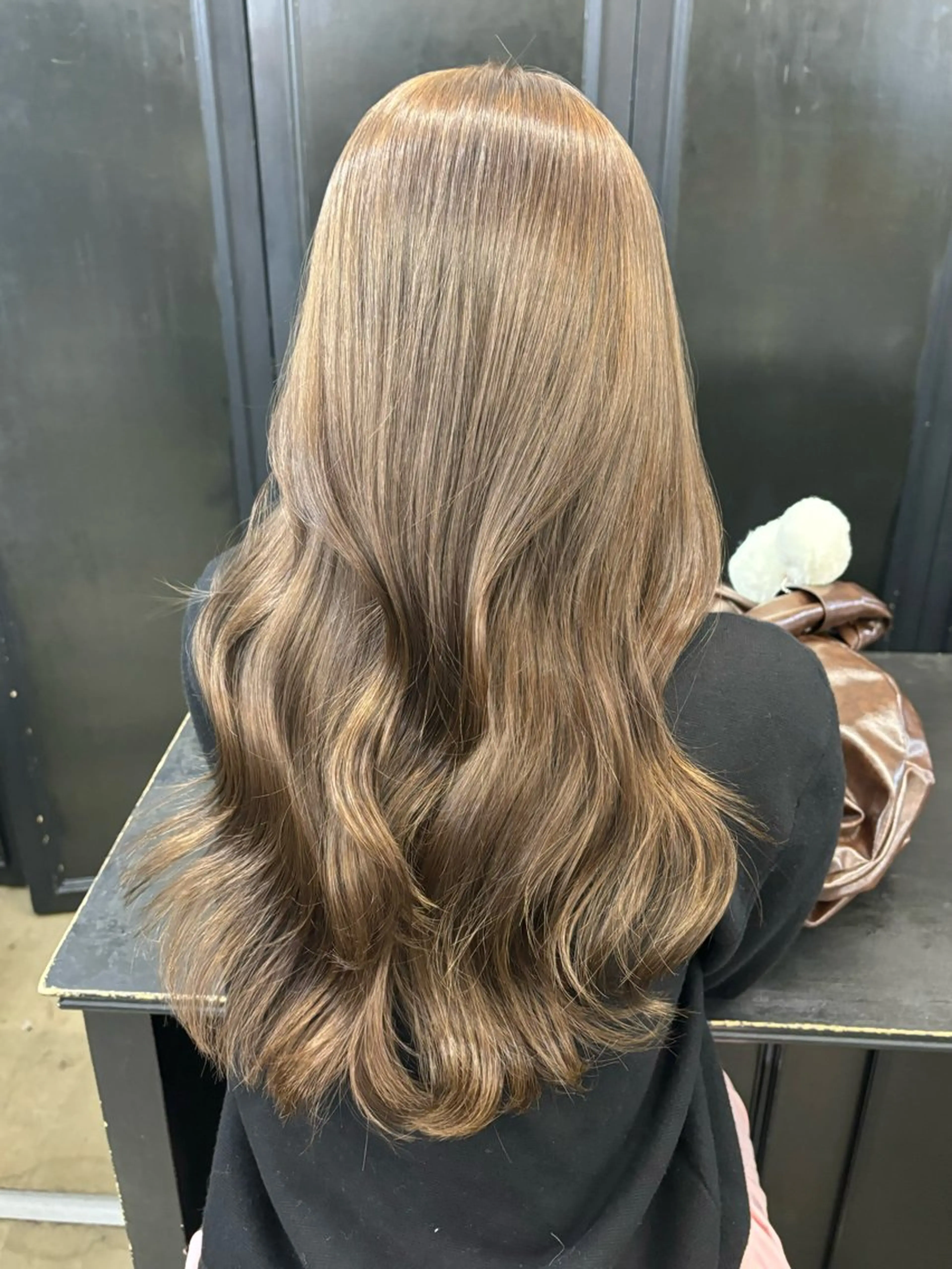 ロング カラー ブリーチ ダブルカラー ブリーチなしカラー 髪質改善 ヘアカラー トリートメント オリーブベージュ 🫒🩶Rianaのヘアスタイル