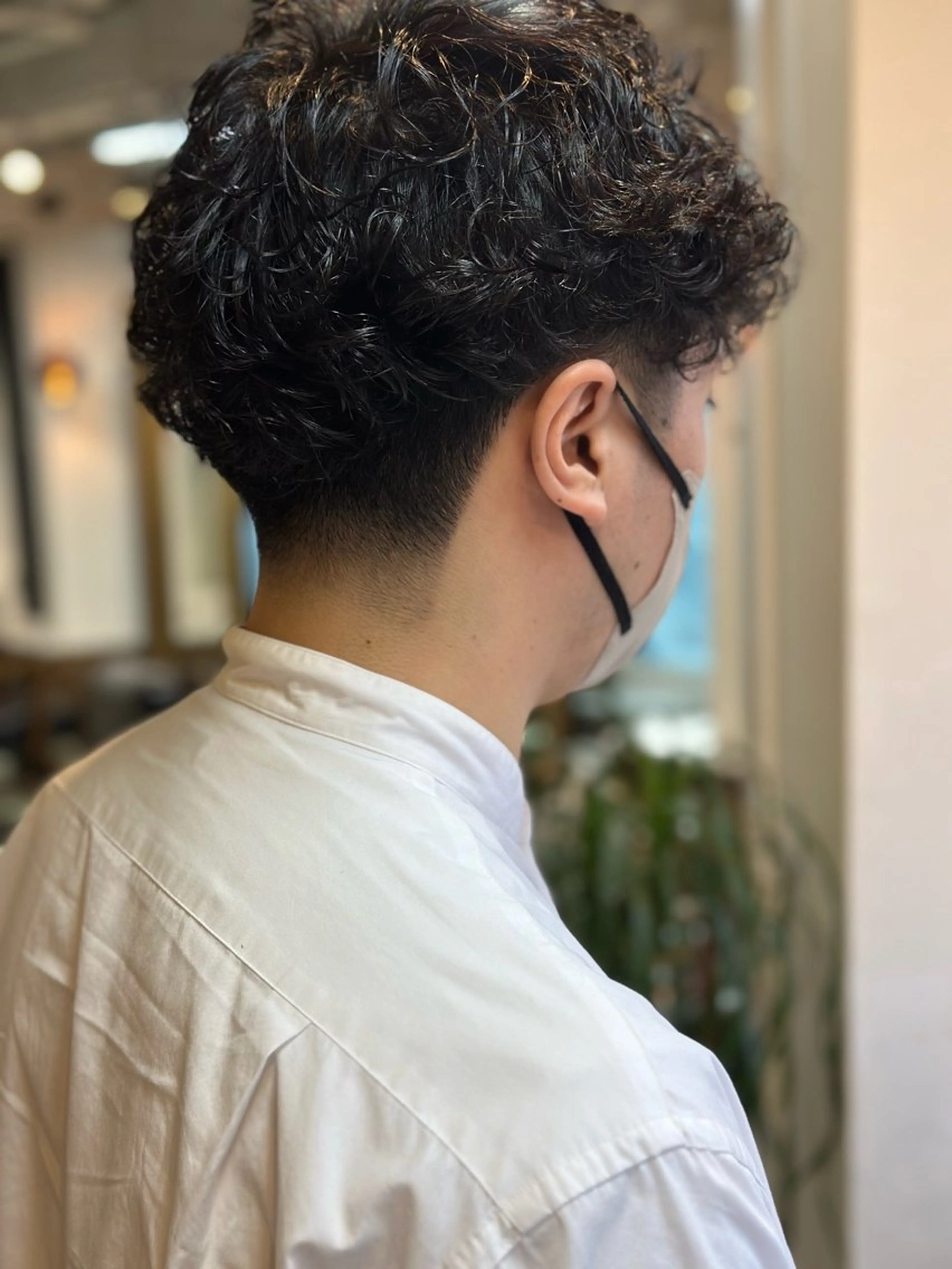 ショート パーマ メンズ カット ヘアカラー 縮毛矯正 トリートメント uhiyama shotarouのヘアスタイル