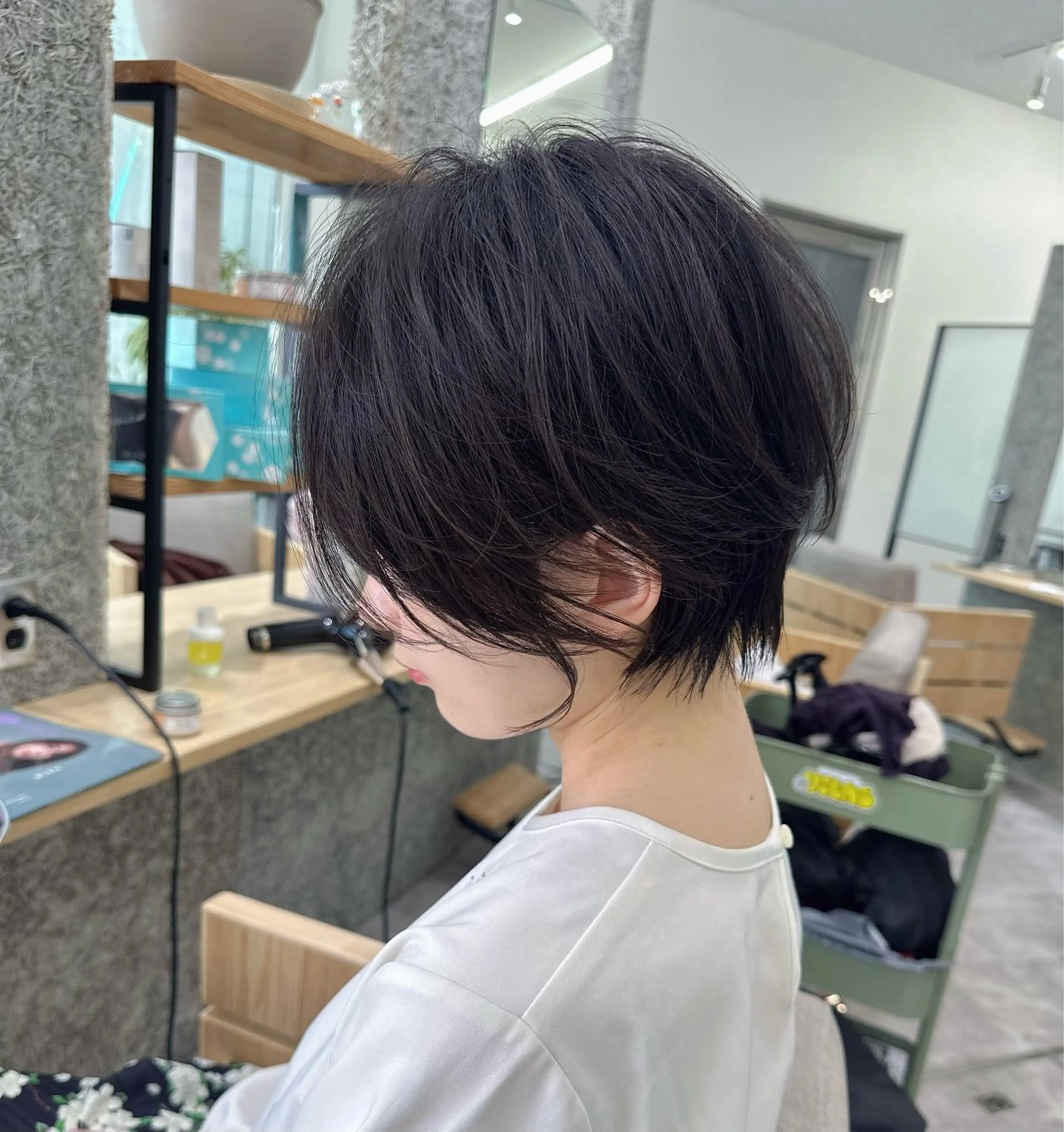 ショート カラー ショートボブ ブリーチ デザインカラー ハイライトカラー ハイトーンカラー カット ヘアカラー トリートメント 近鉄奈良ショートヘア 清水力也のヘアスタイル