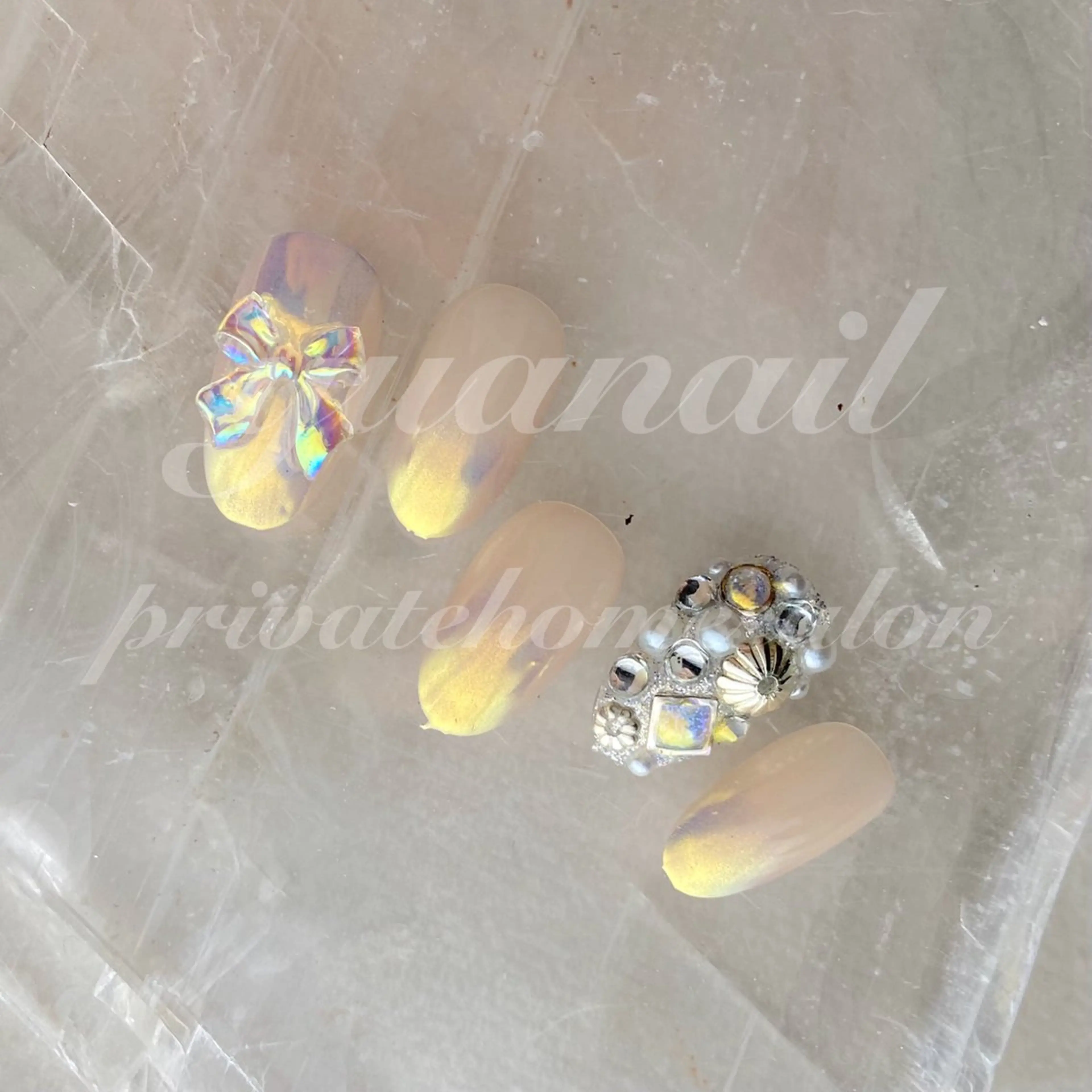 ネイル YÜA NAILのネイルデザイン