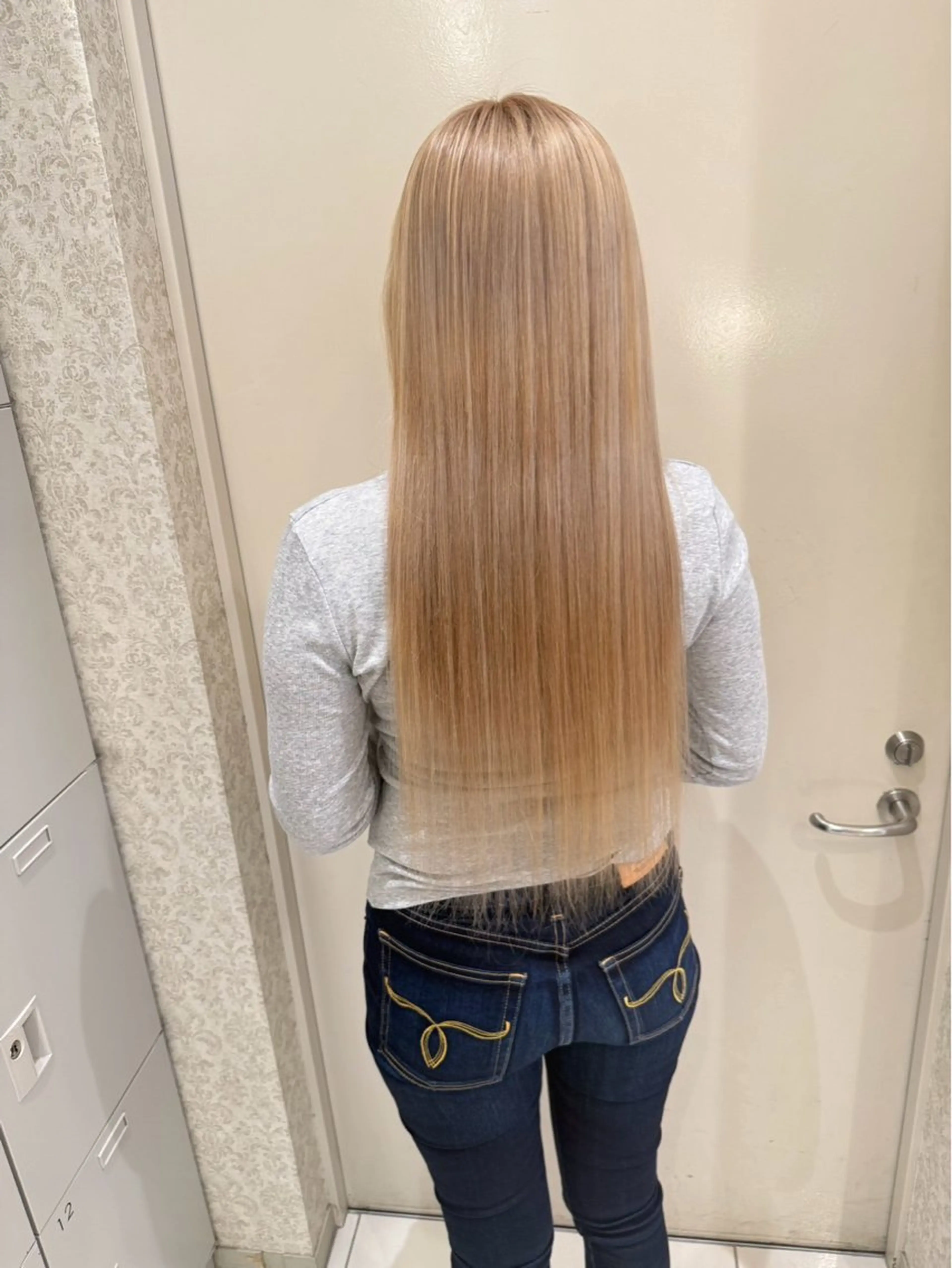 ロング カラー バレイヤージュ ブリーチ レイヤーカット 本厚木パーマ＆ブリー チ特化メンズショートのヘアスタイル