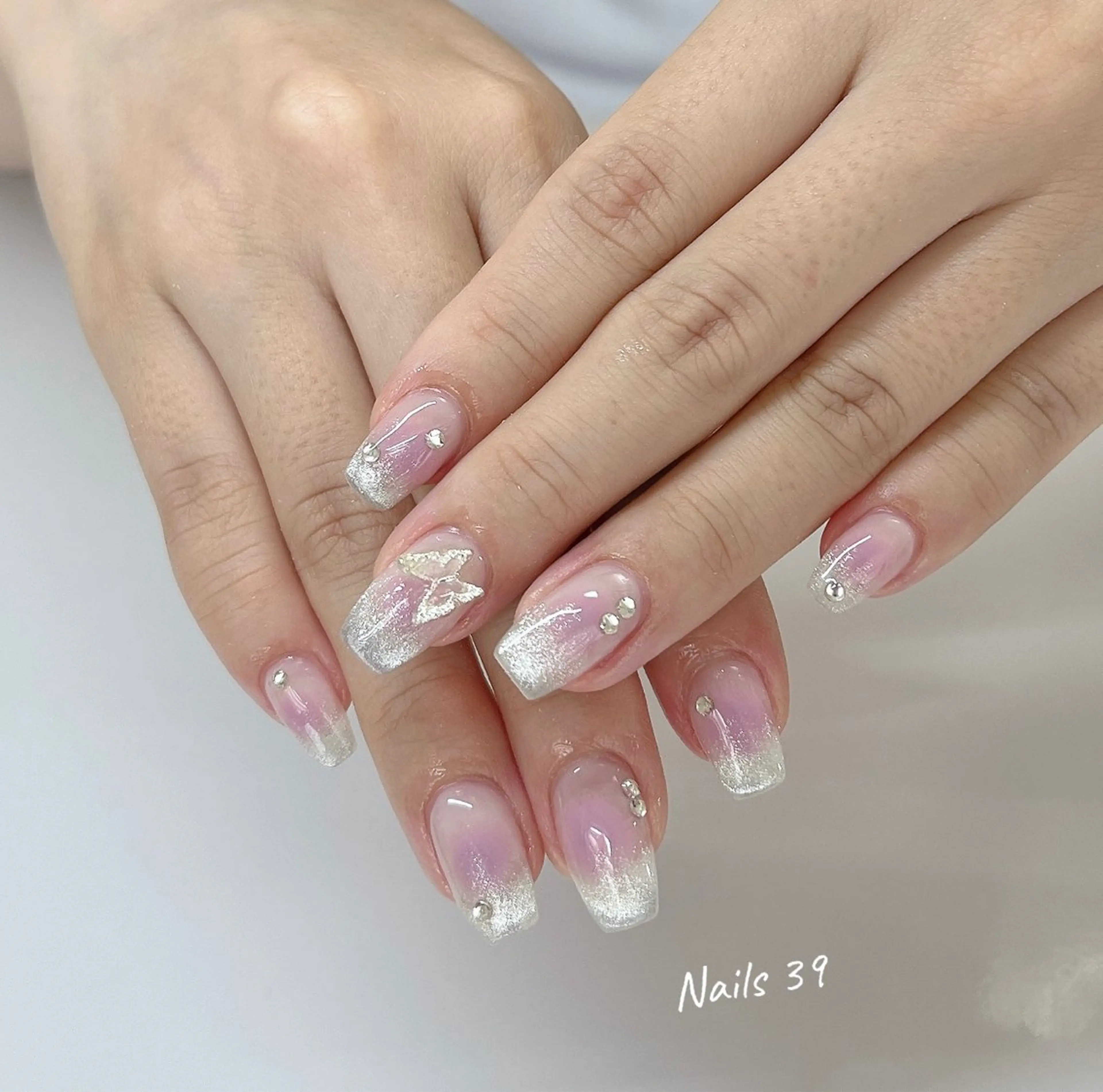 ネイル Nails 39のネイルデザイン