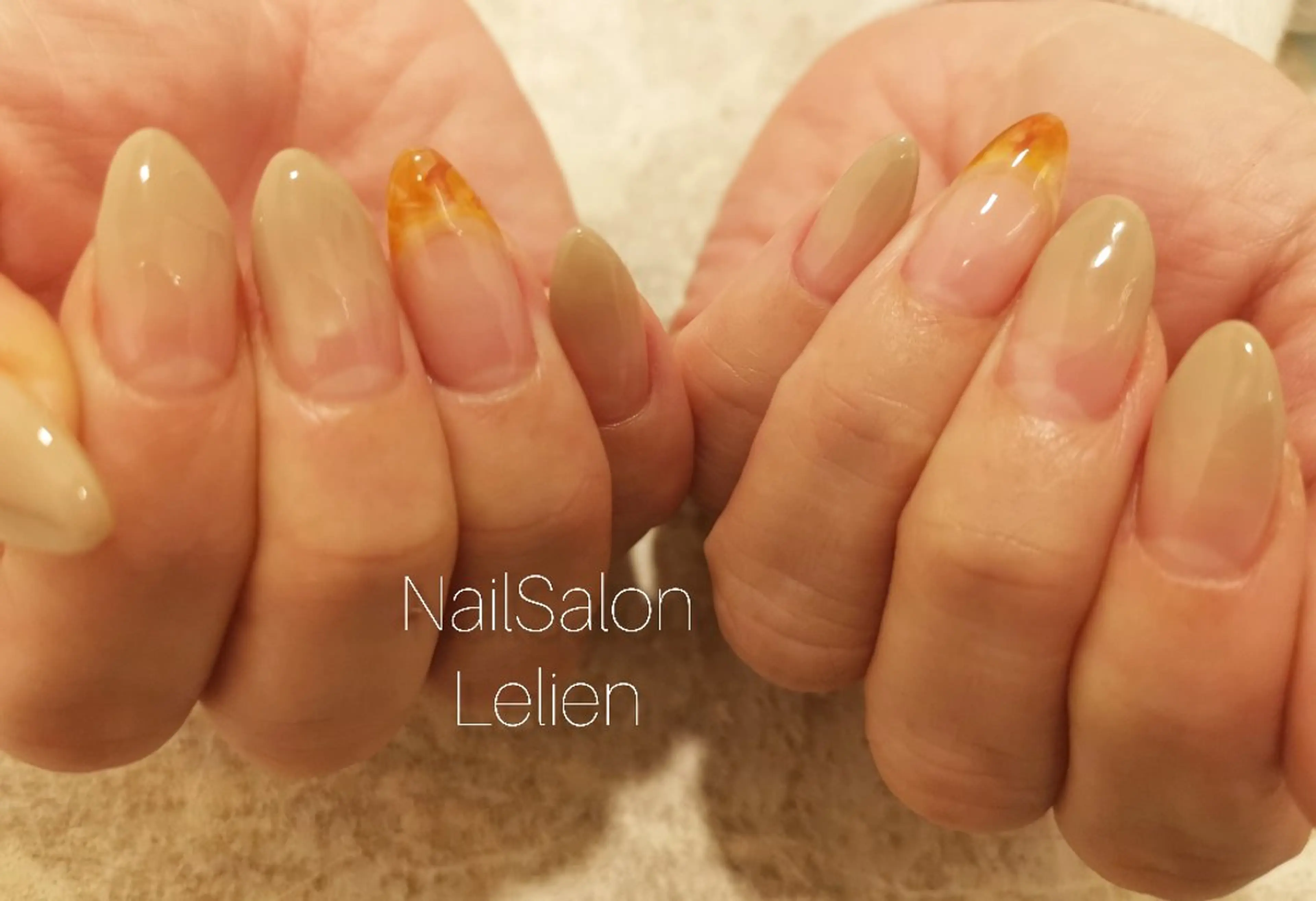 ネイル べっ甲ネイル クリアネイル グラデーション 人気エリア💖完全個室【ルリエ】所属・ネイルサロン Lelienルリエのネイルデザイン