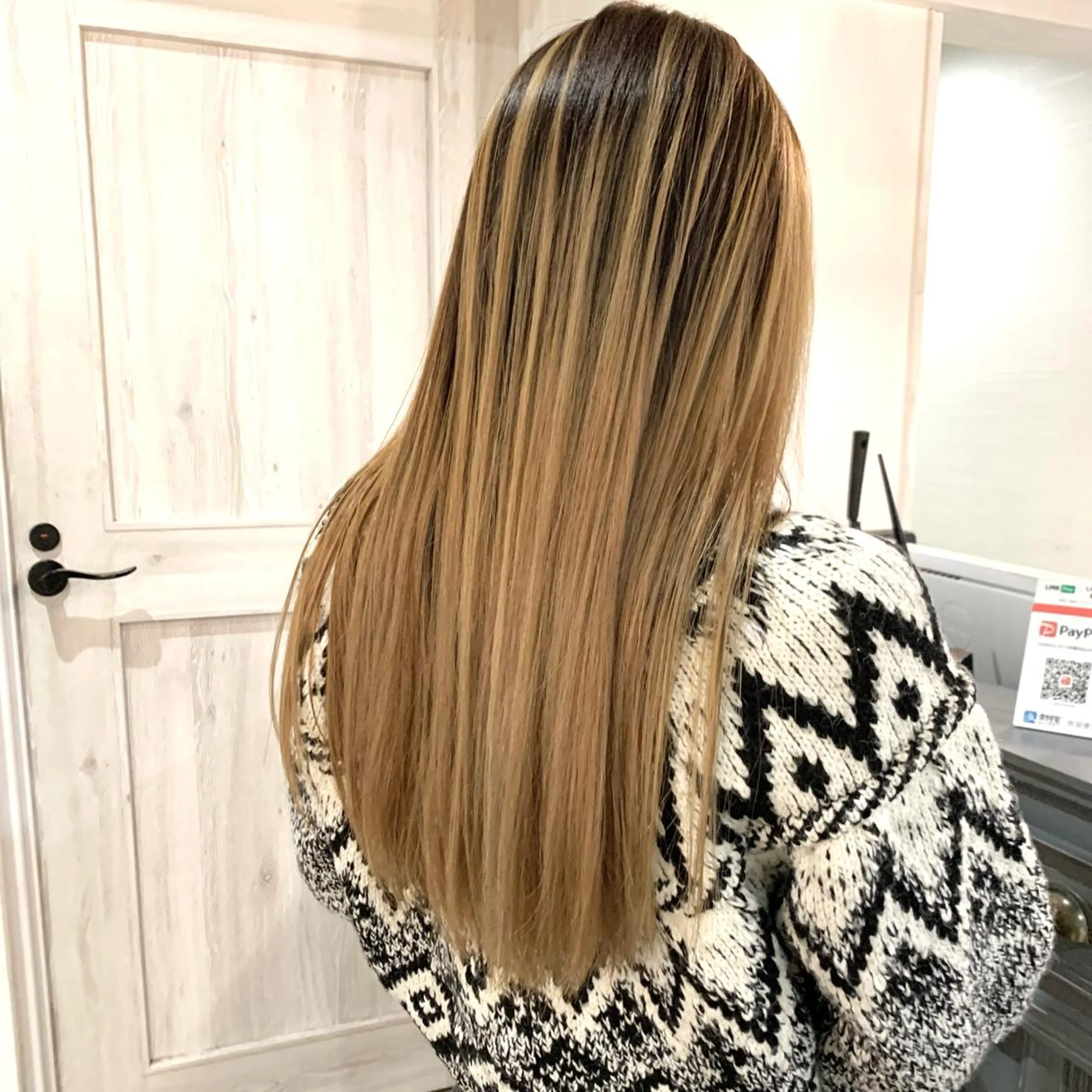 ロング カラー ムラヨシ ショータのヘアスタイル