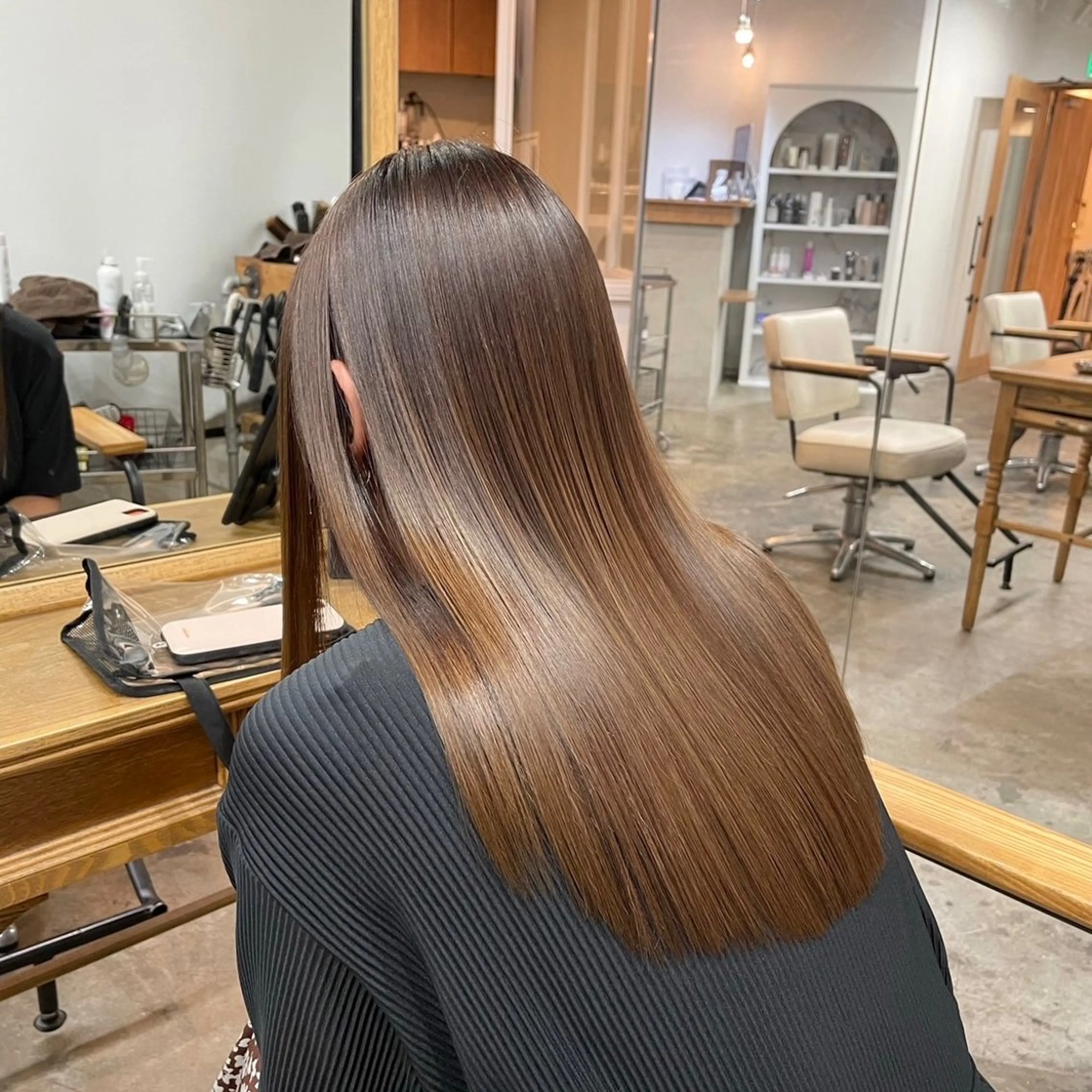 セミロング ハイライト 縮毛矯正 カットモデル୨୧大阪 梅田タカシマリナ♡のヘアスタイル