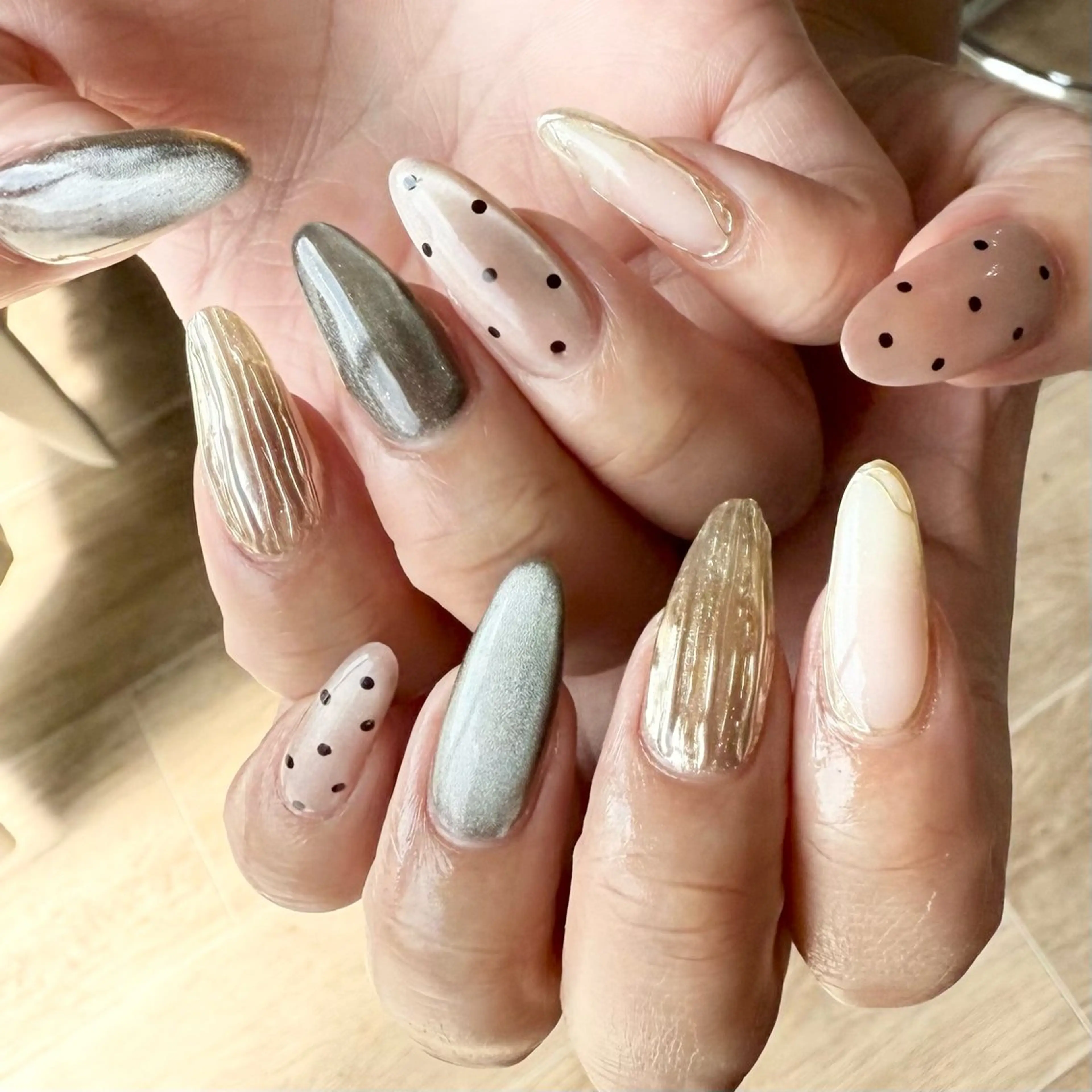 ロング ハンドネイル bright. nailのネイルデザイン