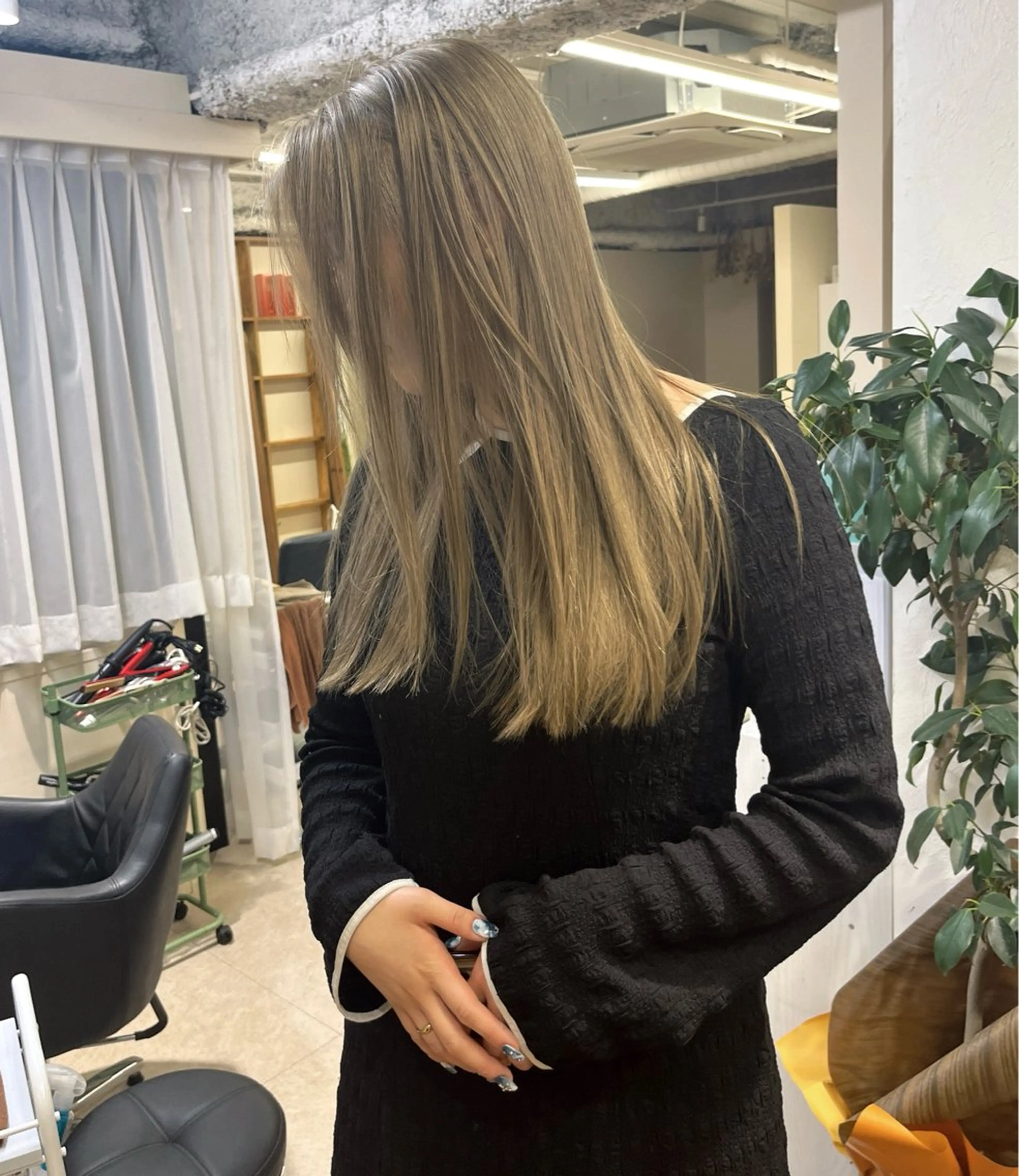 カラー 河原 楓樹のヘアスタイル