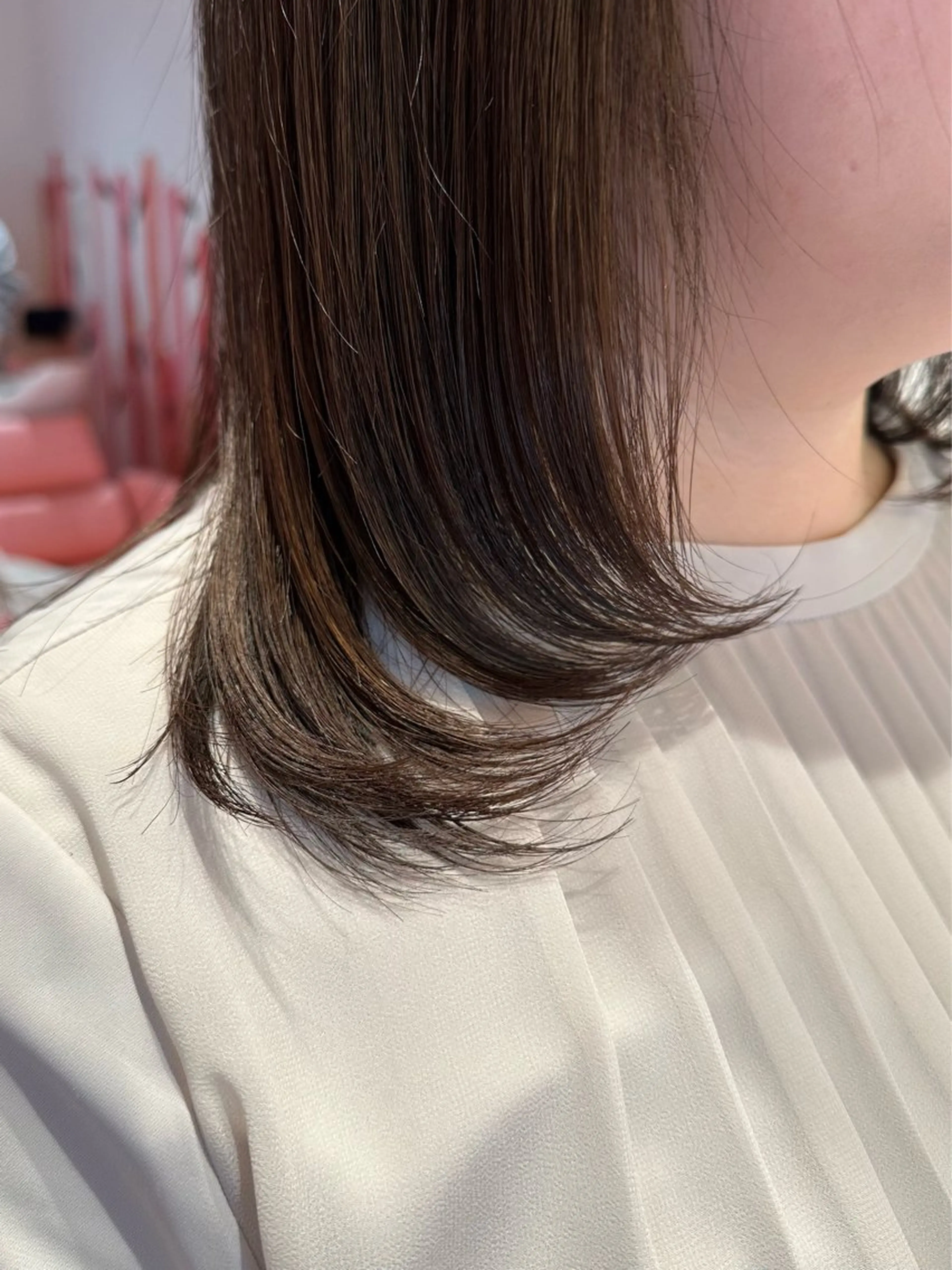 ミディアム レイヤーカット 山田 麻海のヘアスタイル