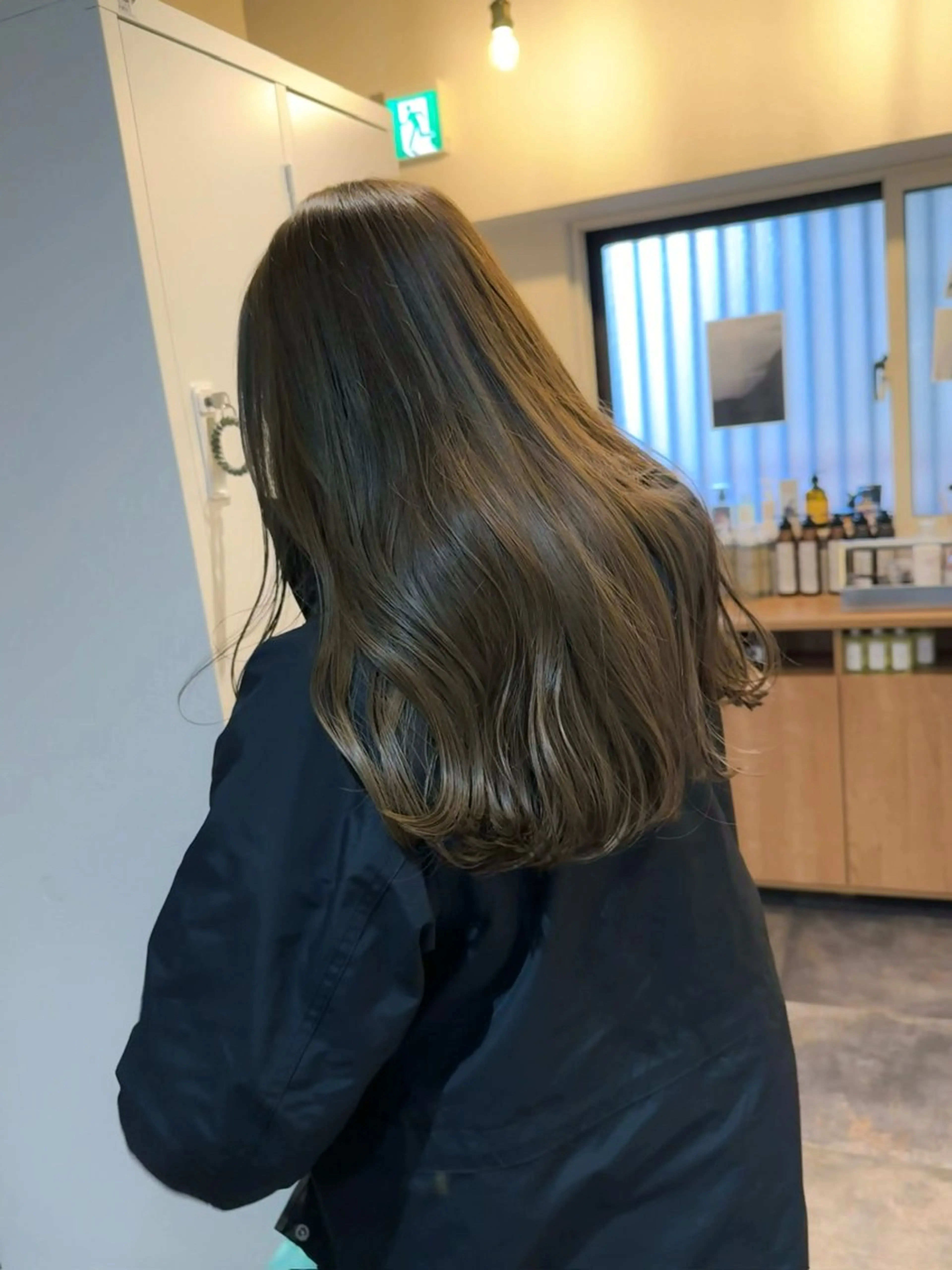 ロング カラー カット ヘアカラー トリートメント ヘアセット ハルカ/透け感カラー /顔周りレイヤーのヘアスタイル