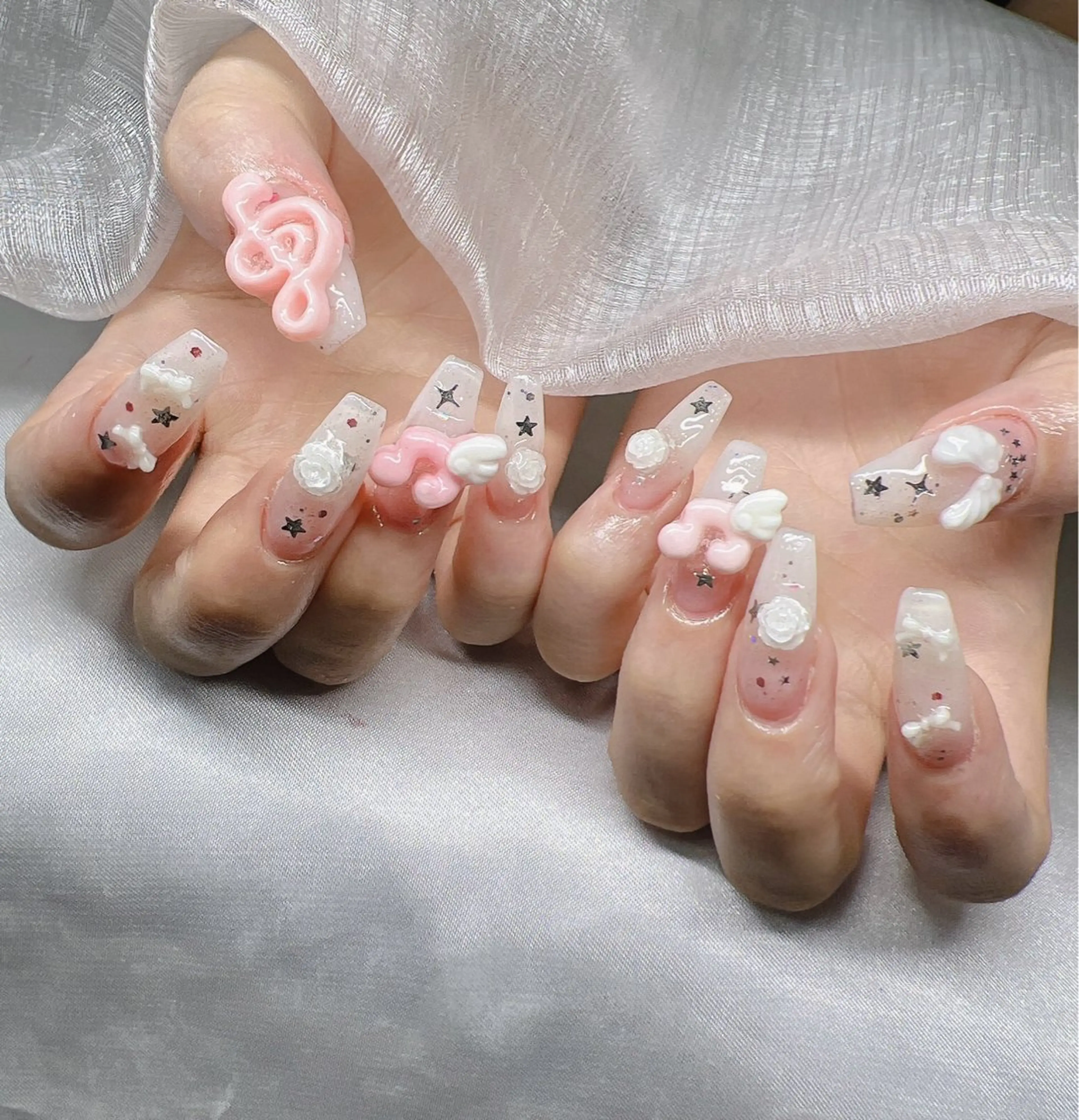 ネイル 長さ出し グラデーション 卒業式 キラキラネイル マグネットネイル ハンドネイル Lee Nailsのネイルデザイン