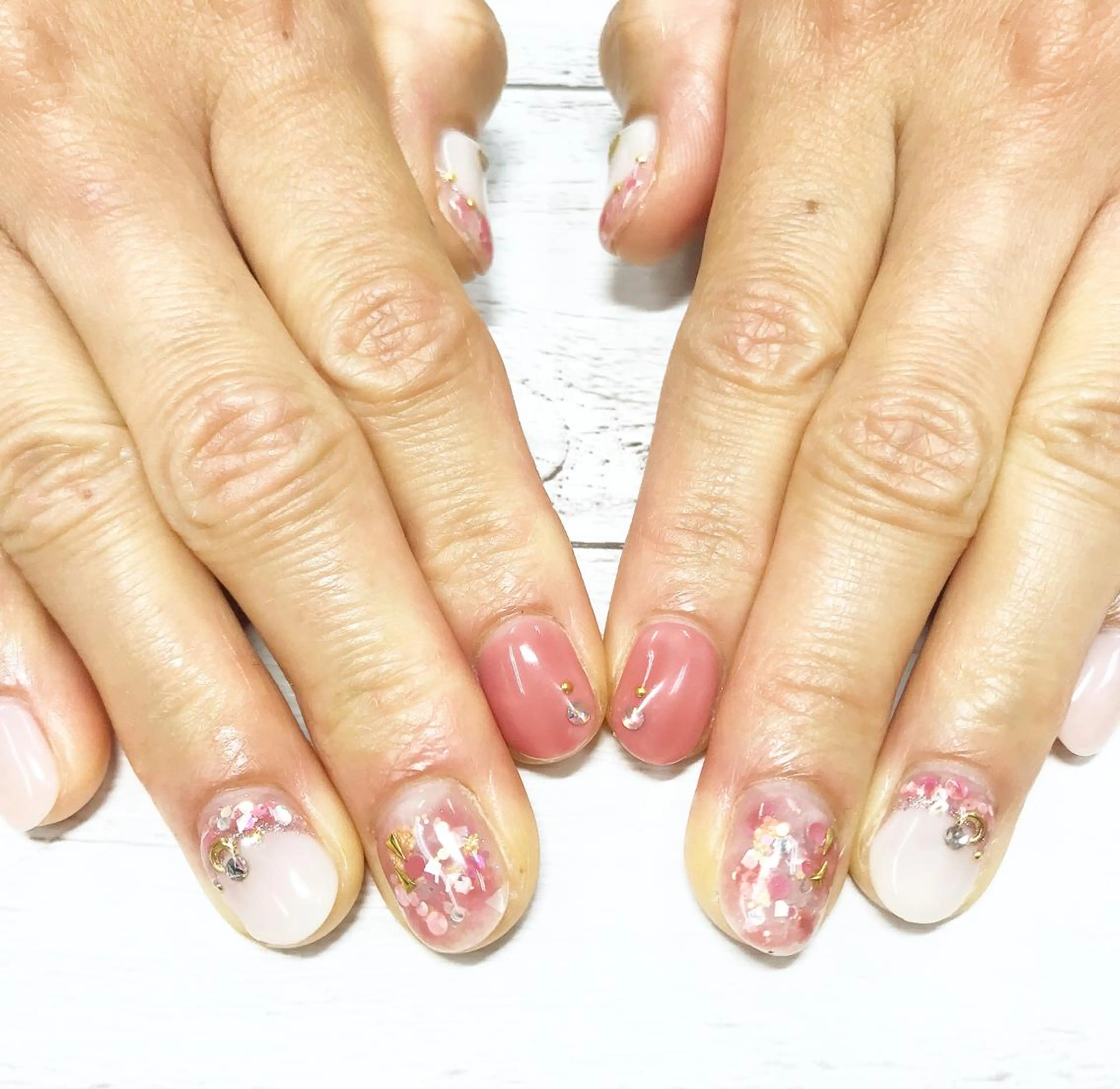 ネイル リラネイル Aikenのネイルデザイン