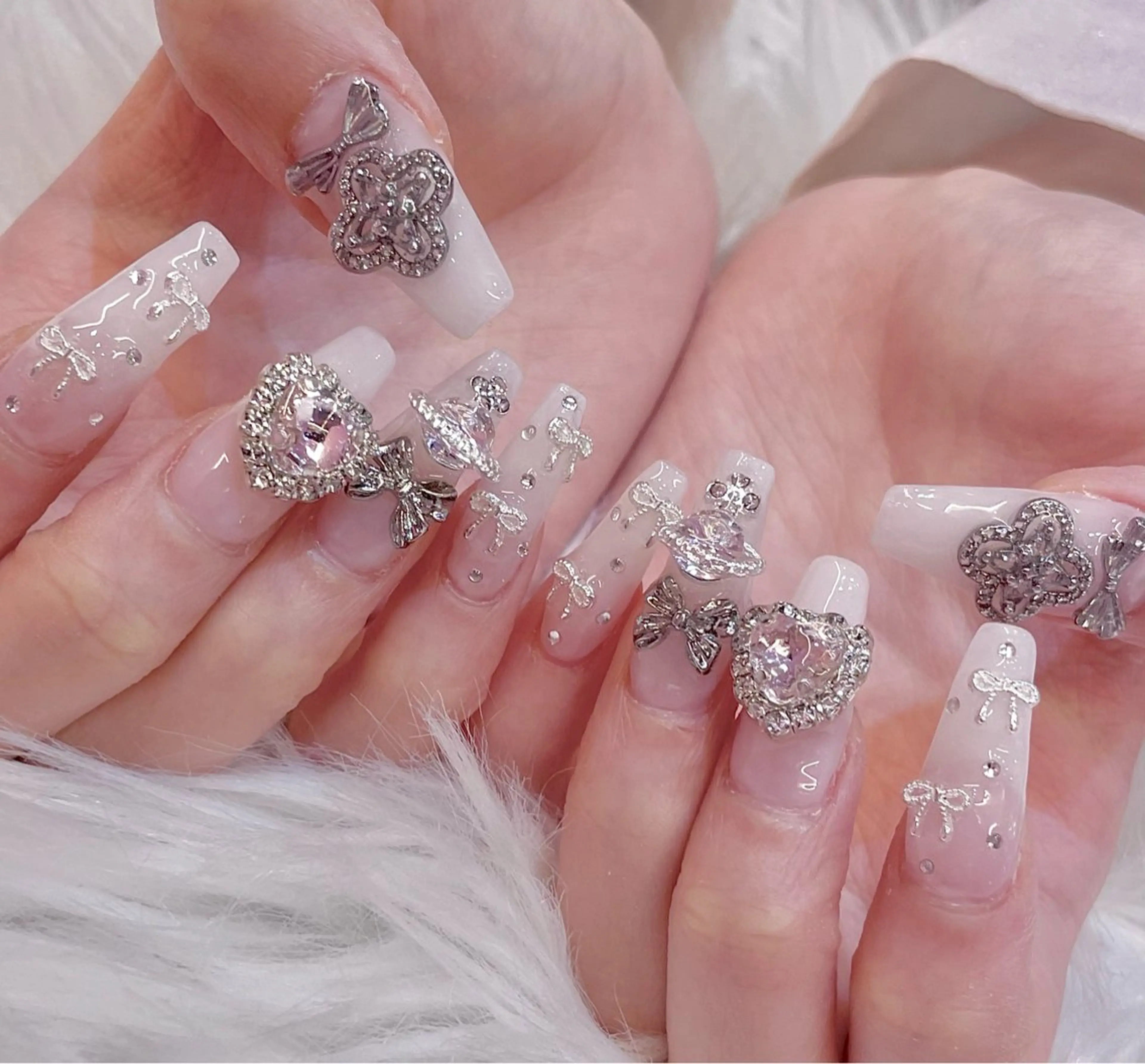 ネイル ハンドネイル KIREIE Chinatsuのネイルデザイン