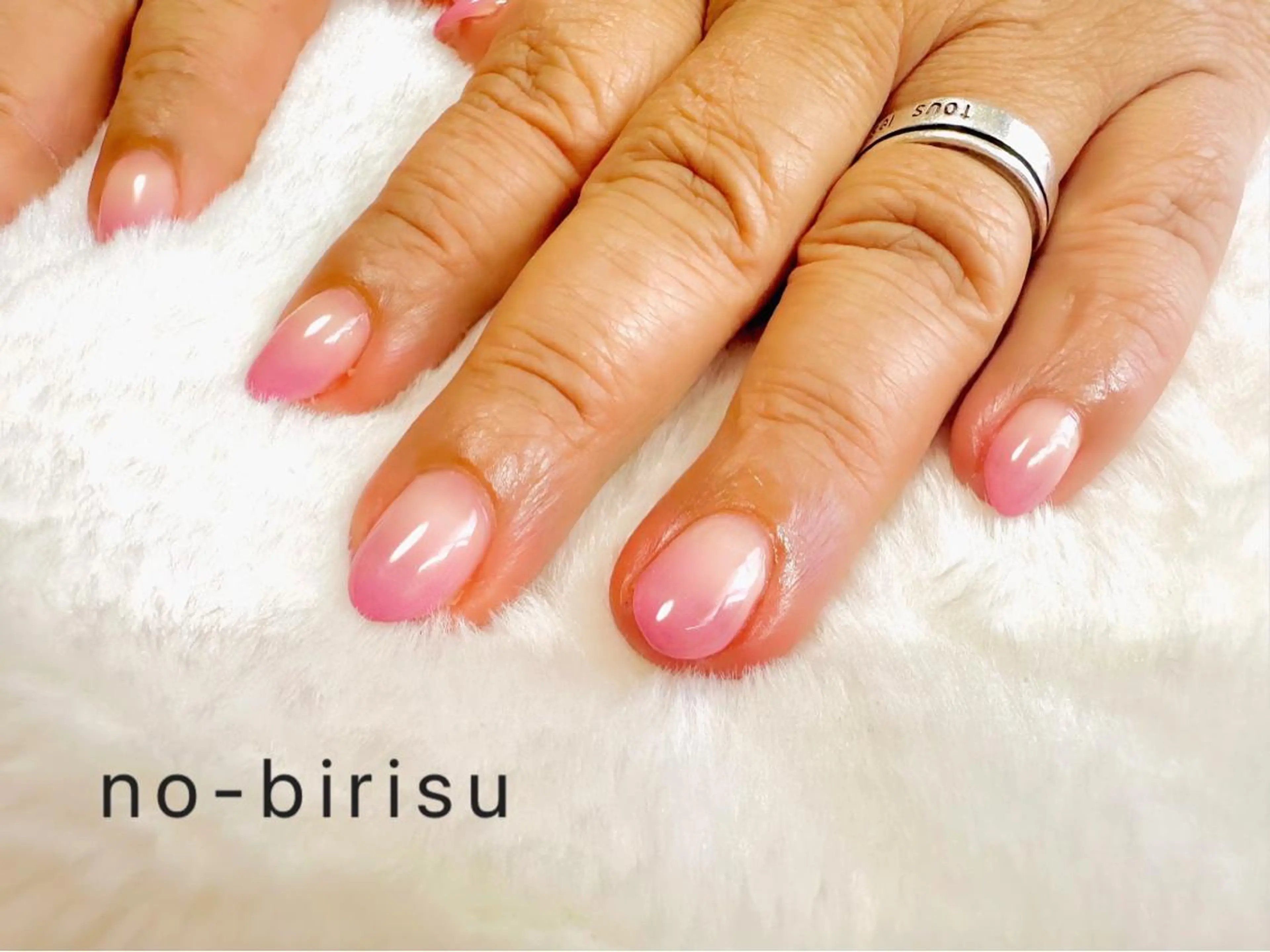 ネイル ハンドネイル no-birisu nailのネイルデザイン