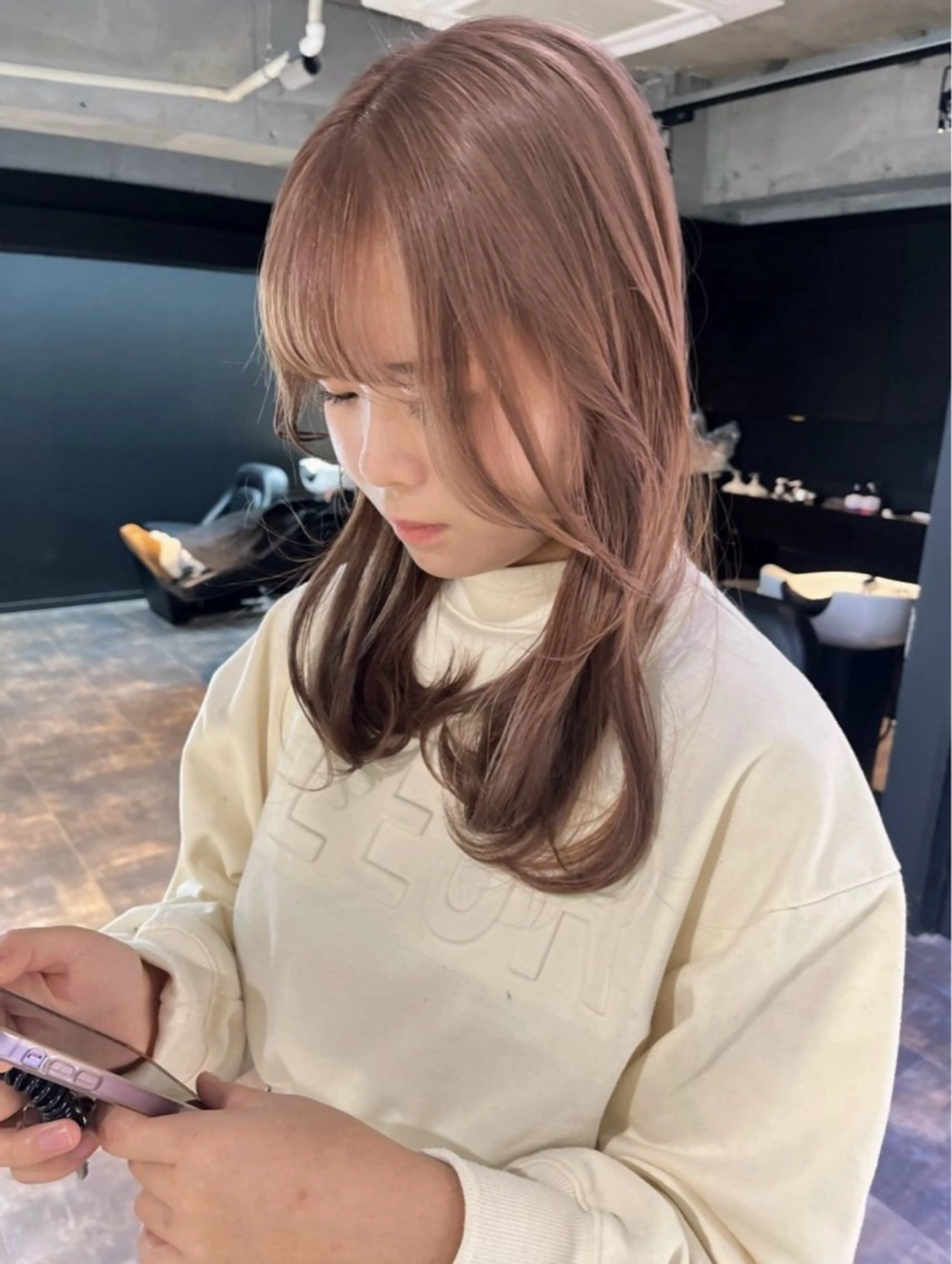 カラー トレンドスタイル/ Shizukuのヘアスタイル