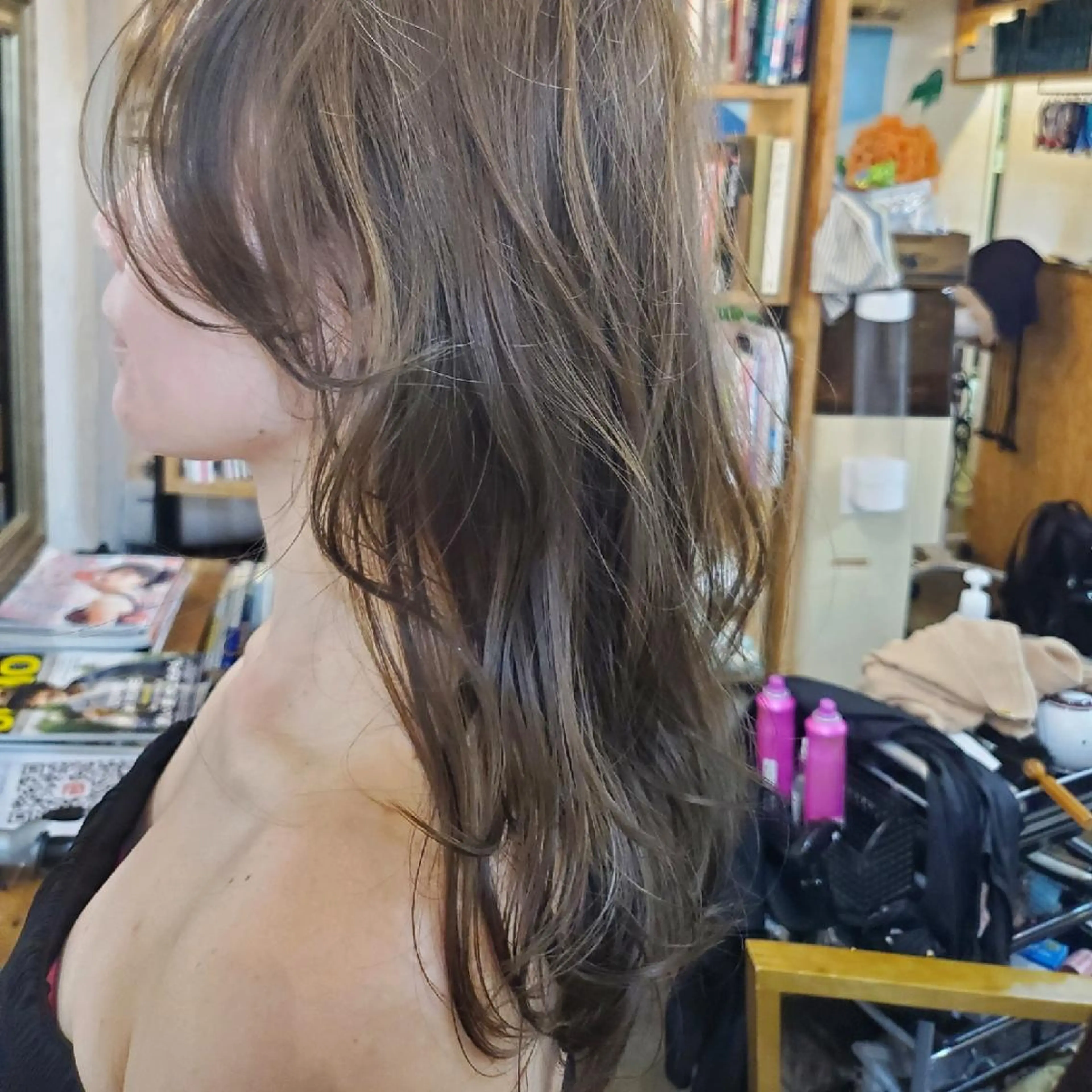 セミロング カラー カット ヘアカラー トリートメント フリーランス所属・韓国ヘア レイヤー くびれヘアMATSUのヘアスタイル