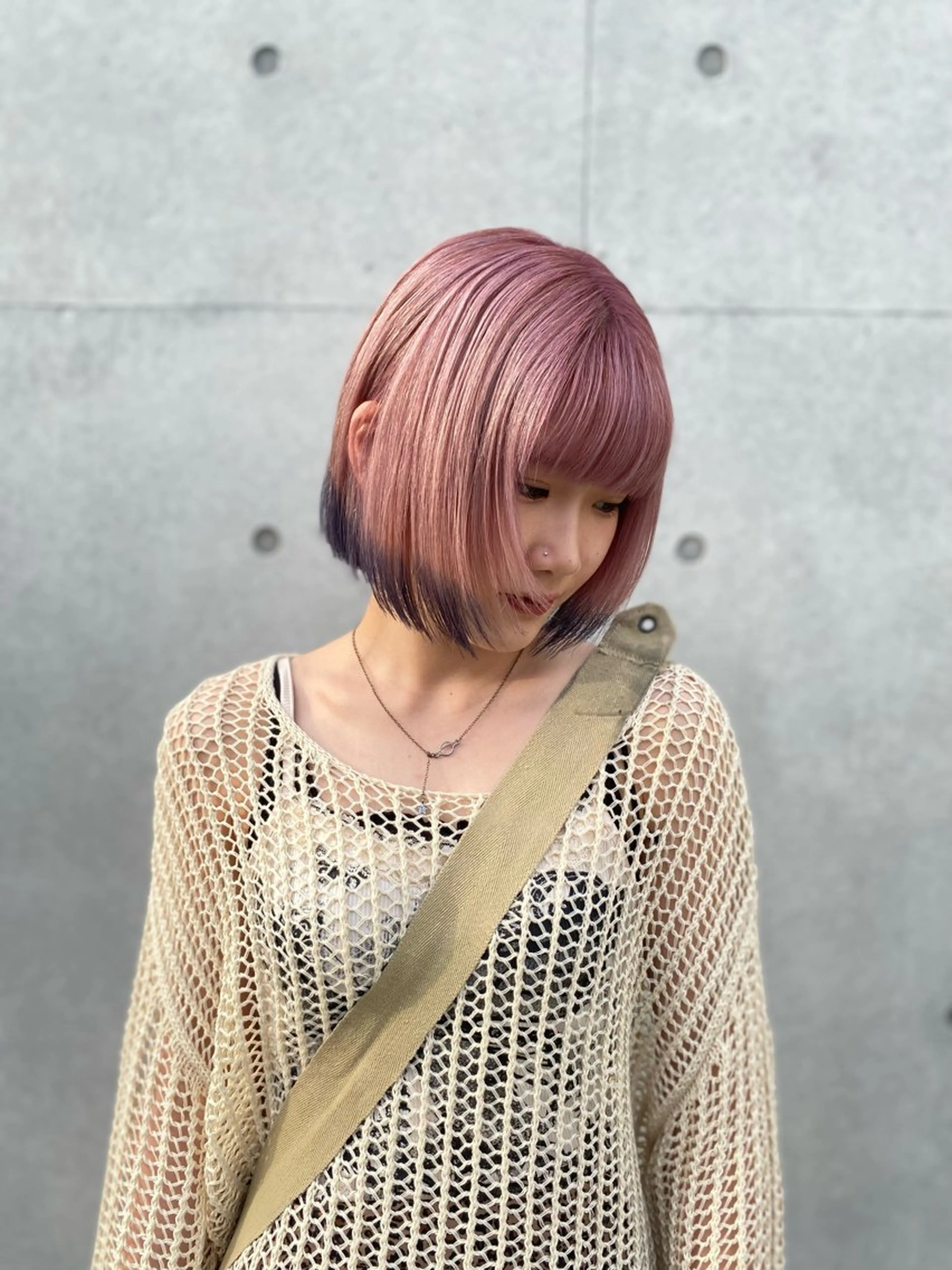 ミディアム カラー ヘアアレンジ ベージュカラー ブリーチ ブロンド ケアブリーチ デザインカラー ヘアカラー トリートメント mina 🌷のヘアスタイル