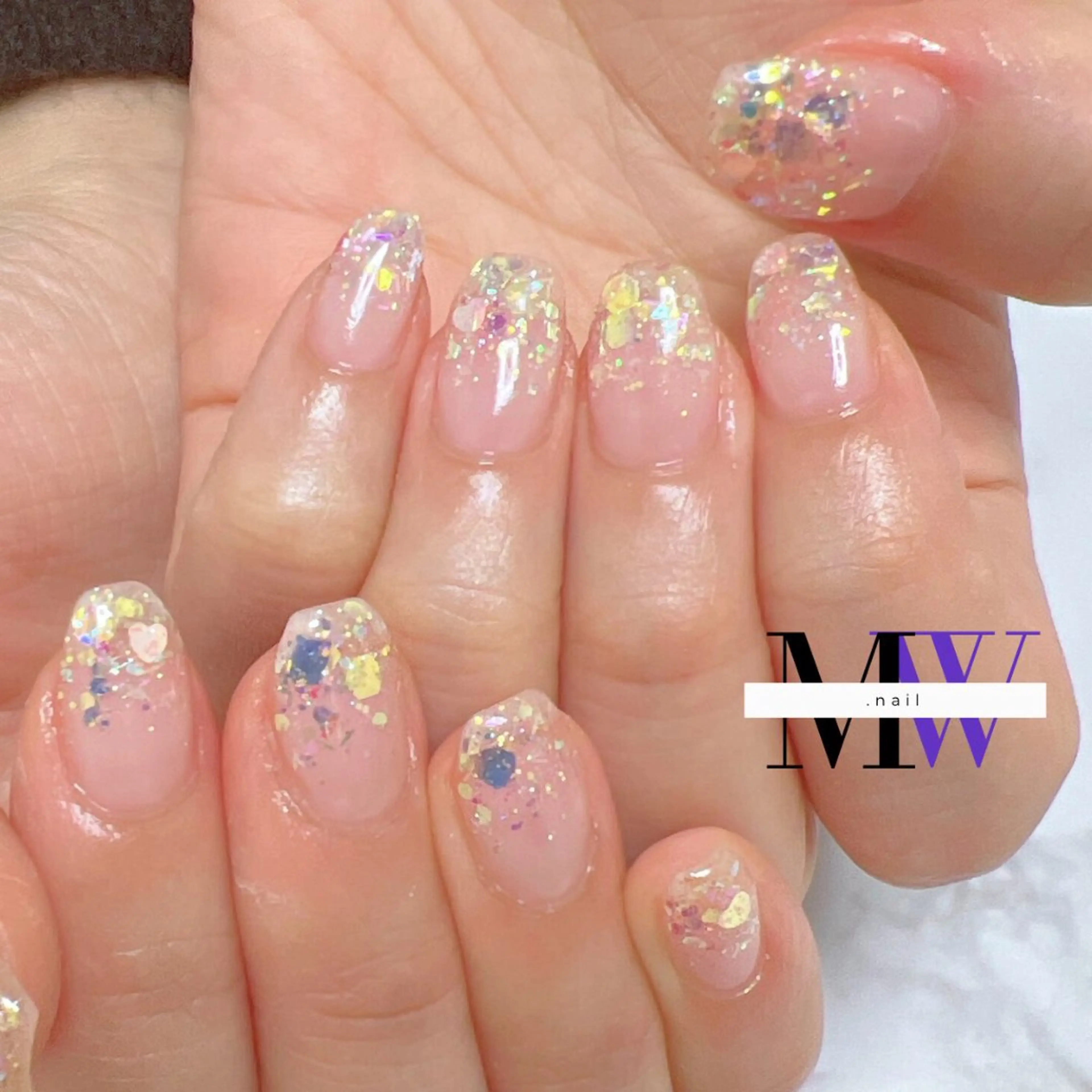 ネイル グラデーション ラメ(グリッター) ハンドネイル MW .nailのネイルデザイン