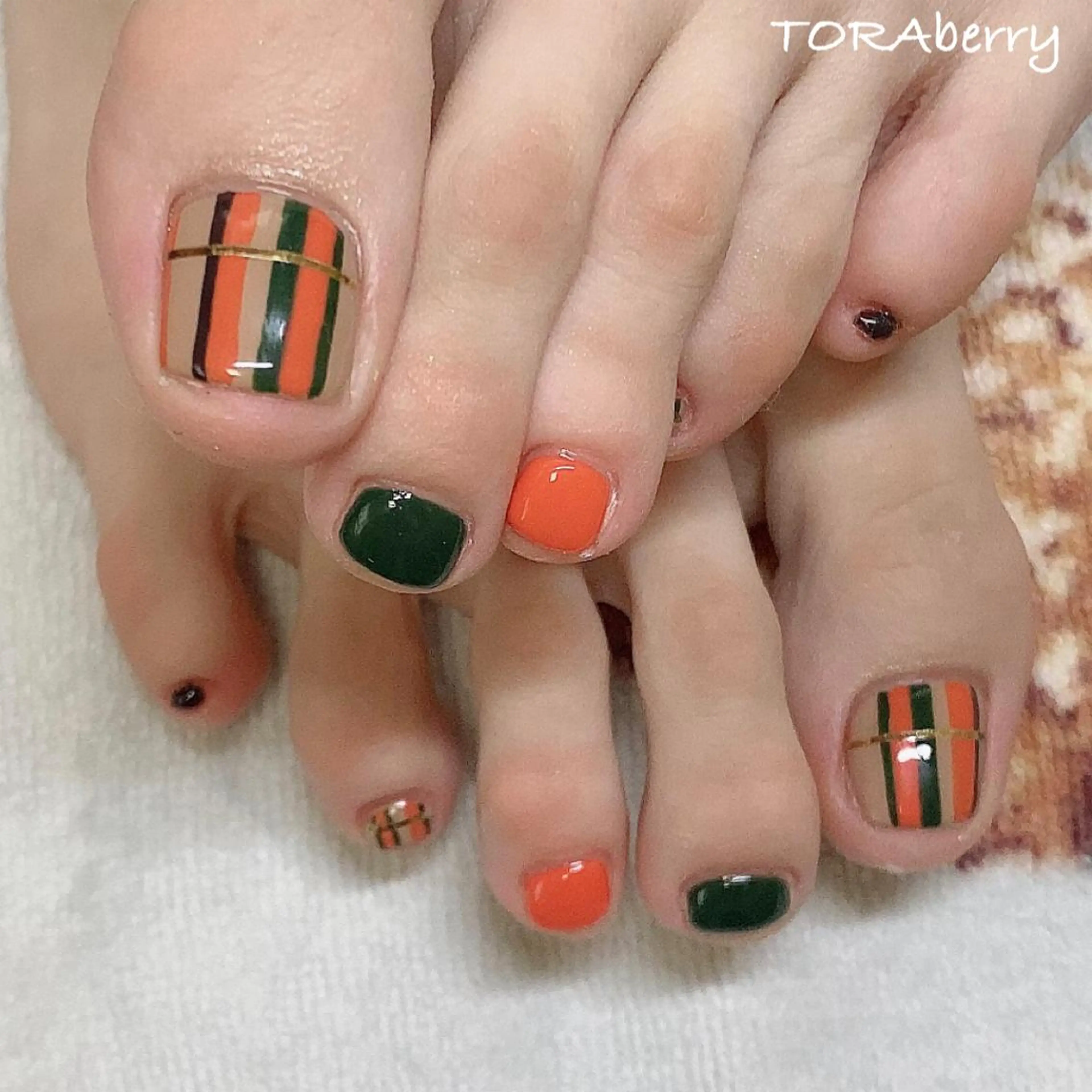 ネイル フットネイル ネイリスト なつみのネイルデザイン