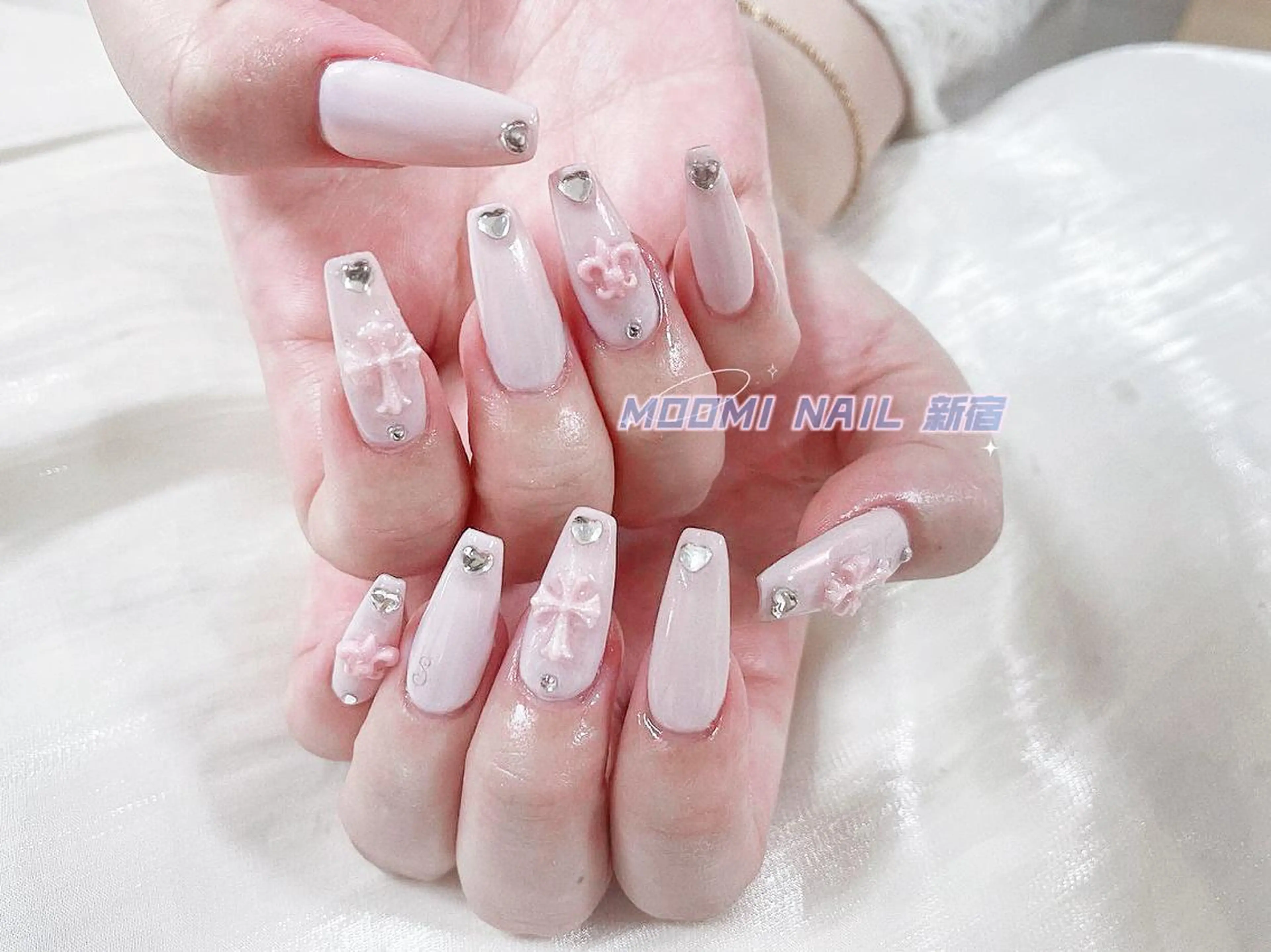 ネイル ハンドネイル moomi nail スカルプ専門のネイルデザイン