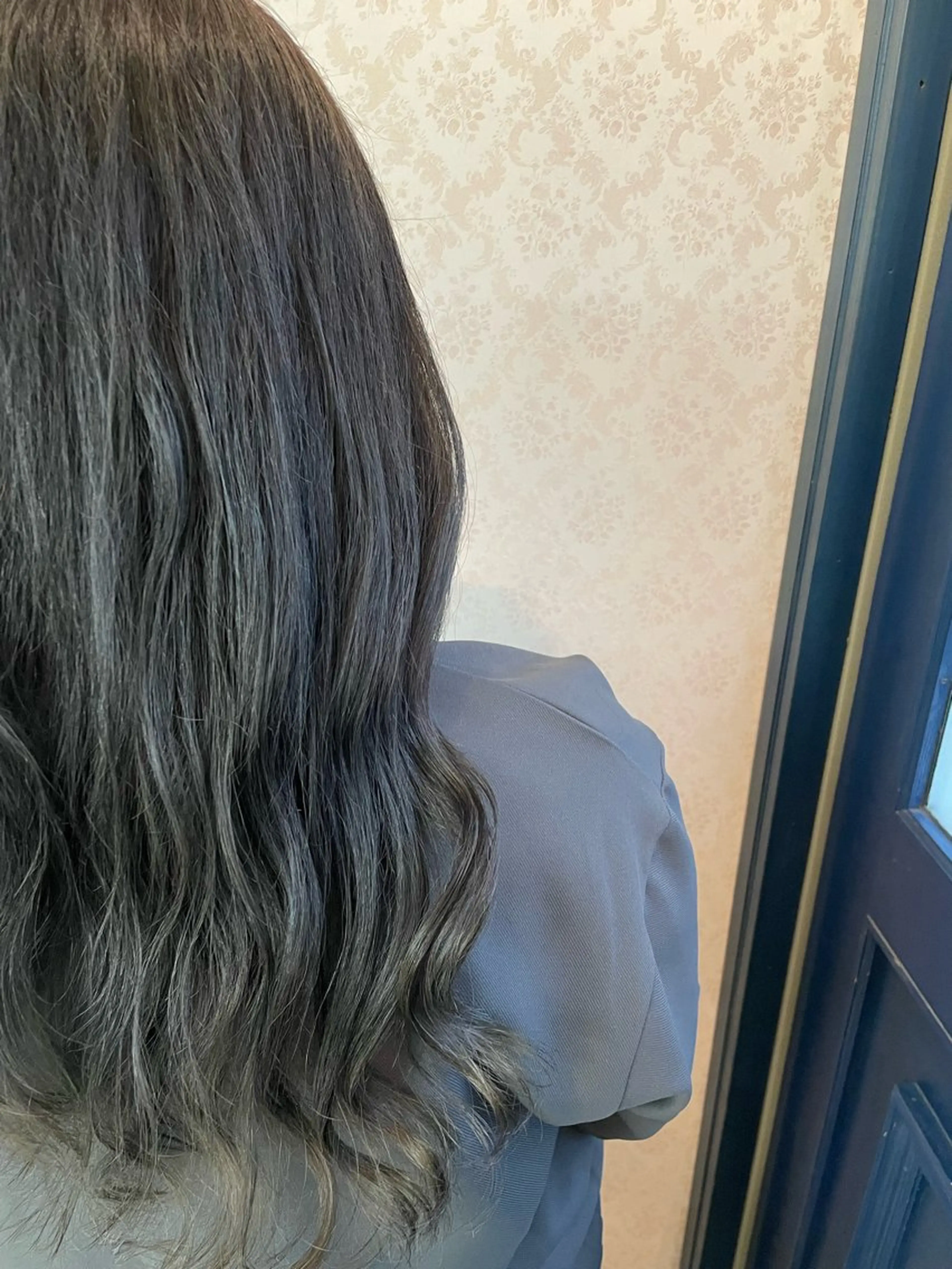 ロング カラー ヒヨシ ルナのヘアスタイル