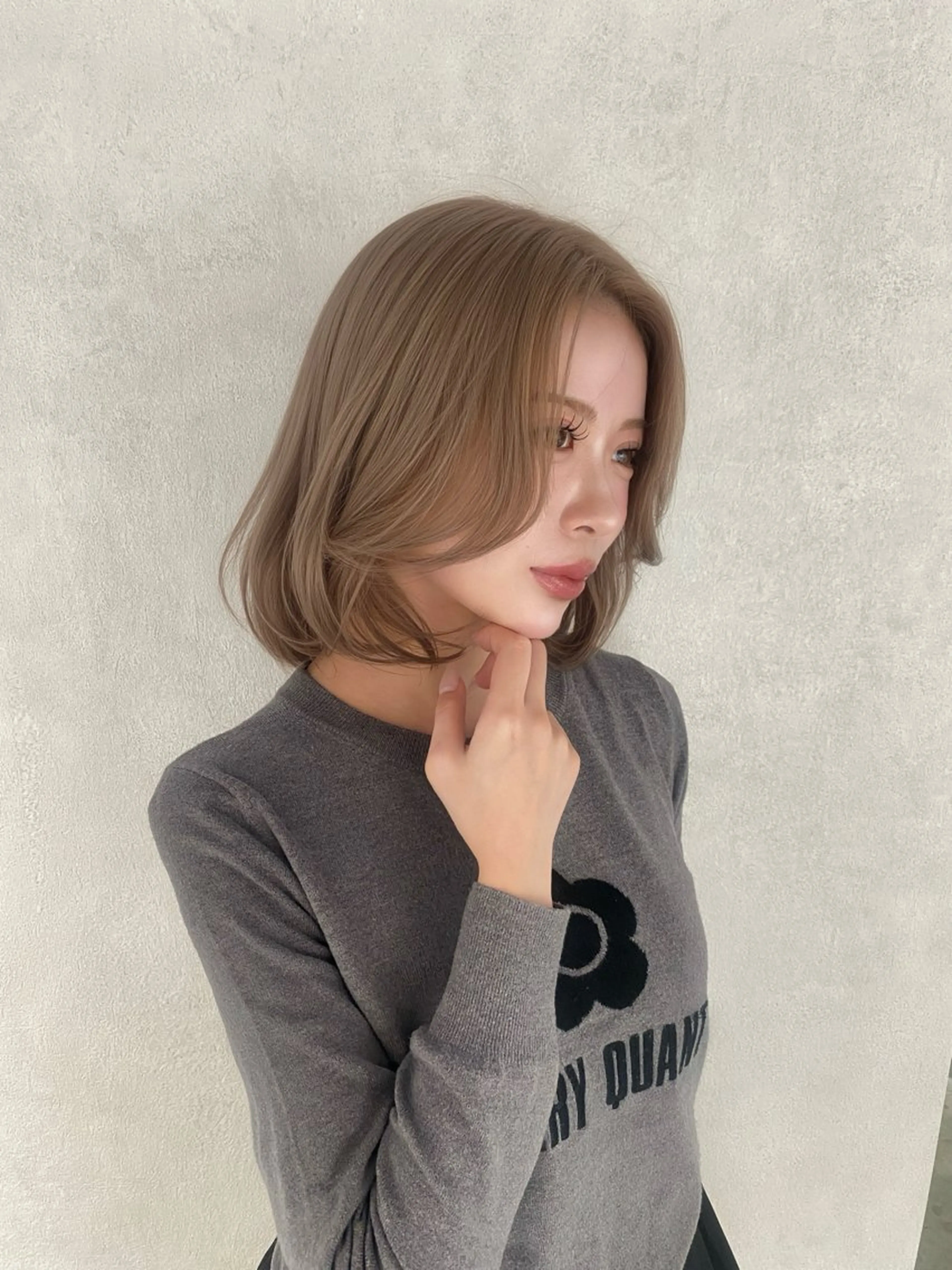 ロング カラー ハイトーンカラー くびれヘア 小顔カット ヘアカラー トレンドスタイル/ ワンホン/YURIのヘアスタイル