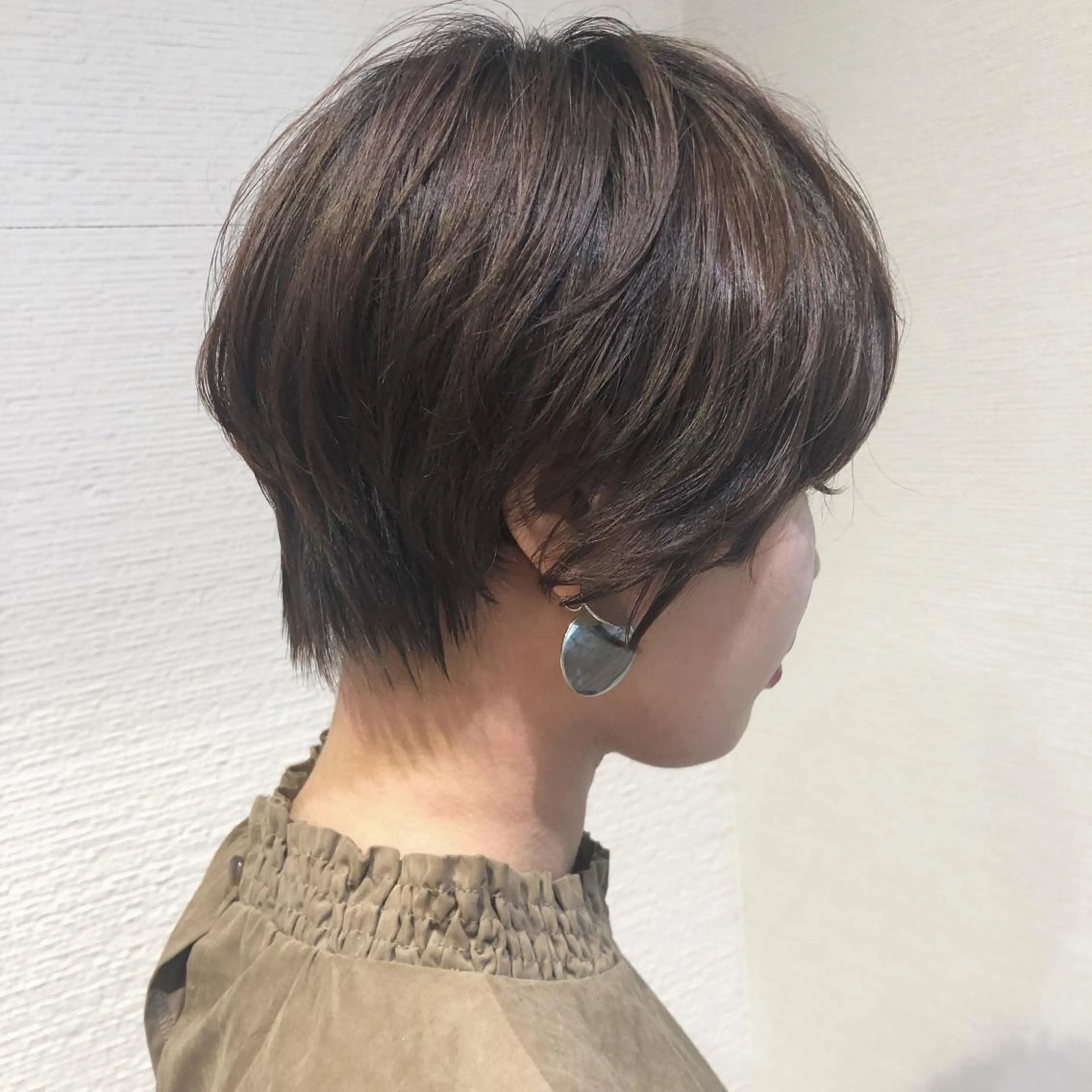 ショート 三鷹で1番ショート ボブをカットする新谷のヘアスタイル