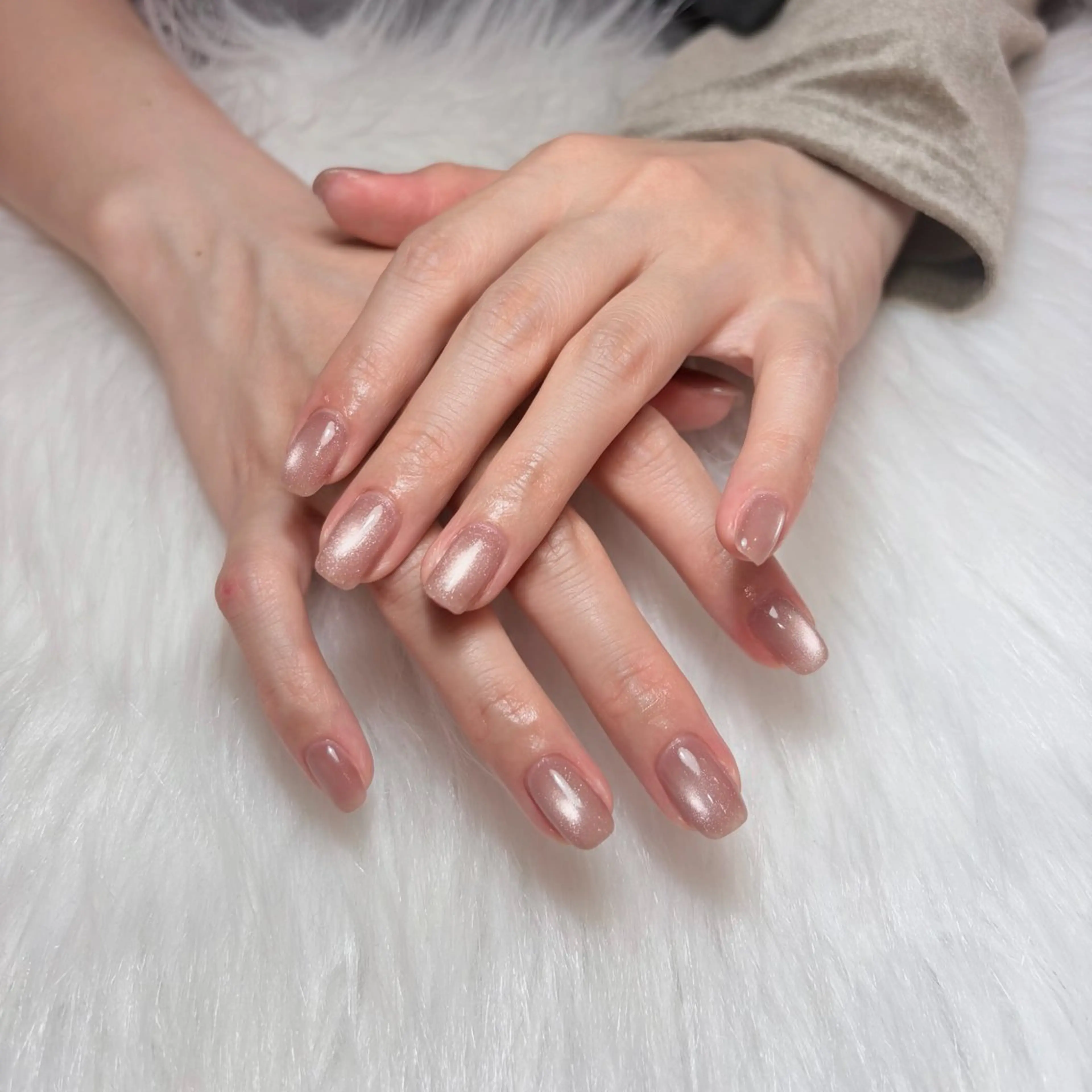 ネイル ハンドネイル 𝐴𝑘𝑎𝑟𝑖 🤎のネイルデザイン