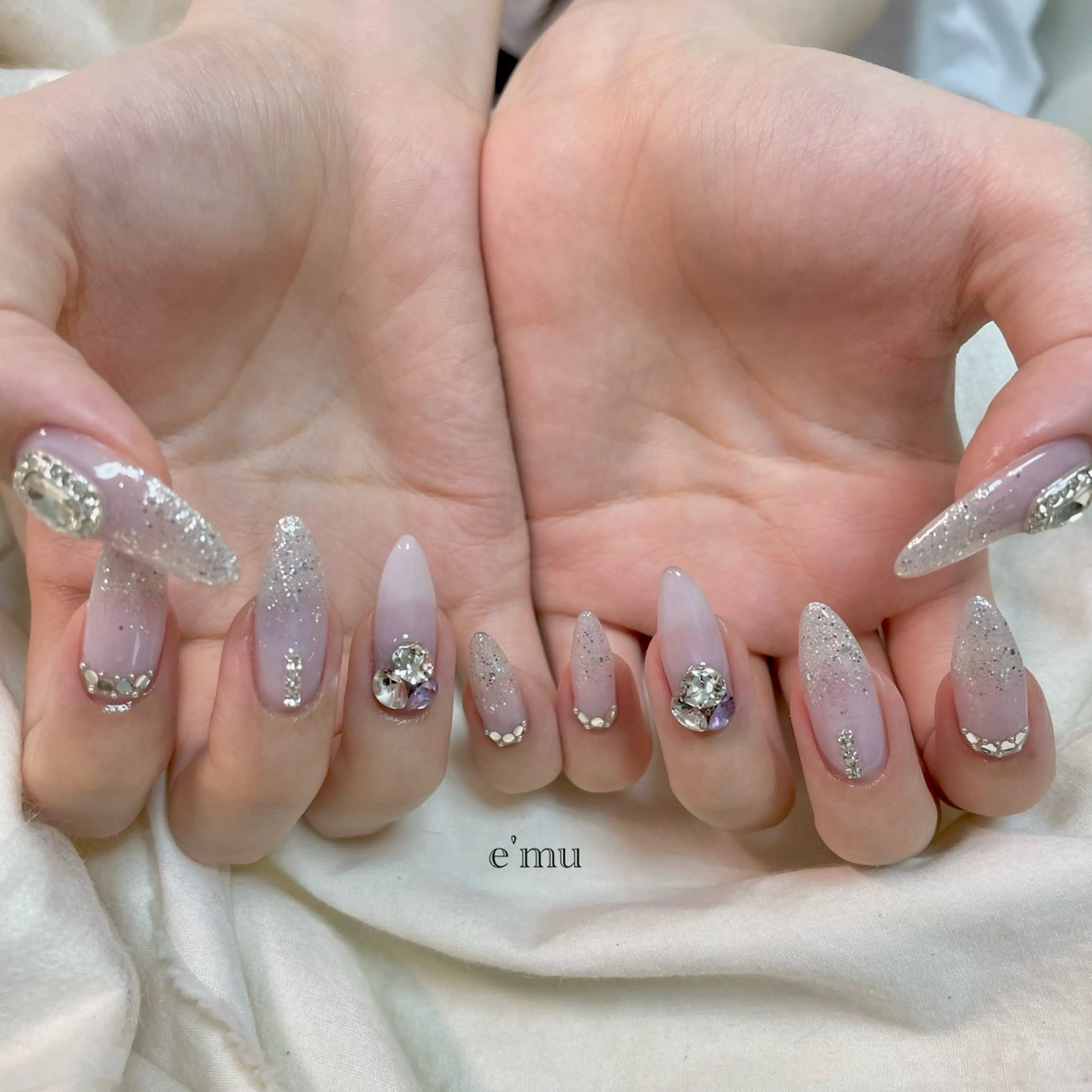 ネイル ワンホンネイル ハンドネイル nail salon e'mu💐のネイルデザイン