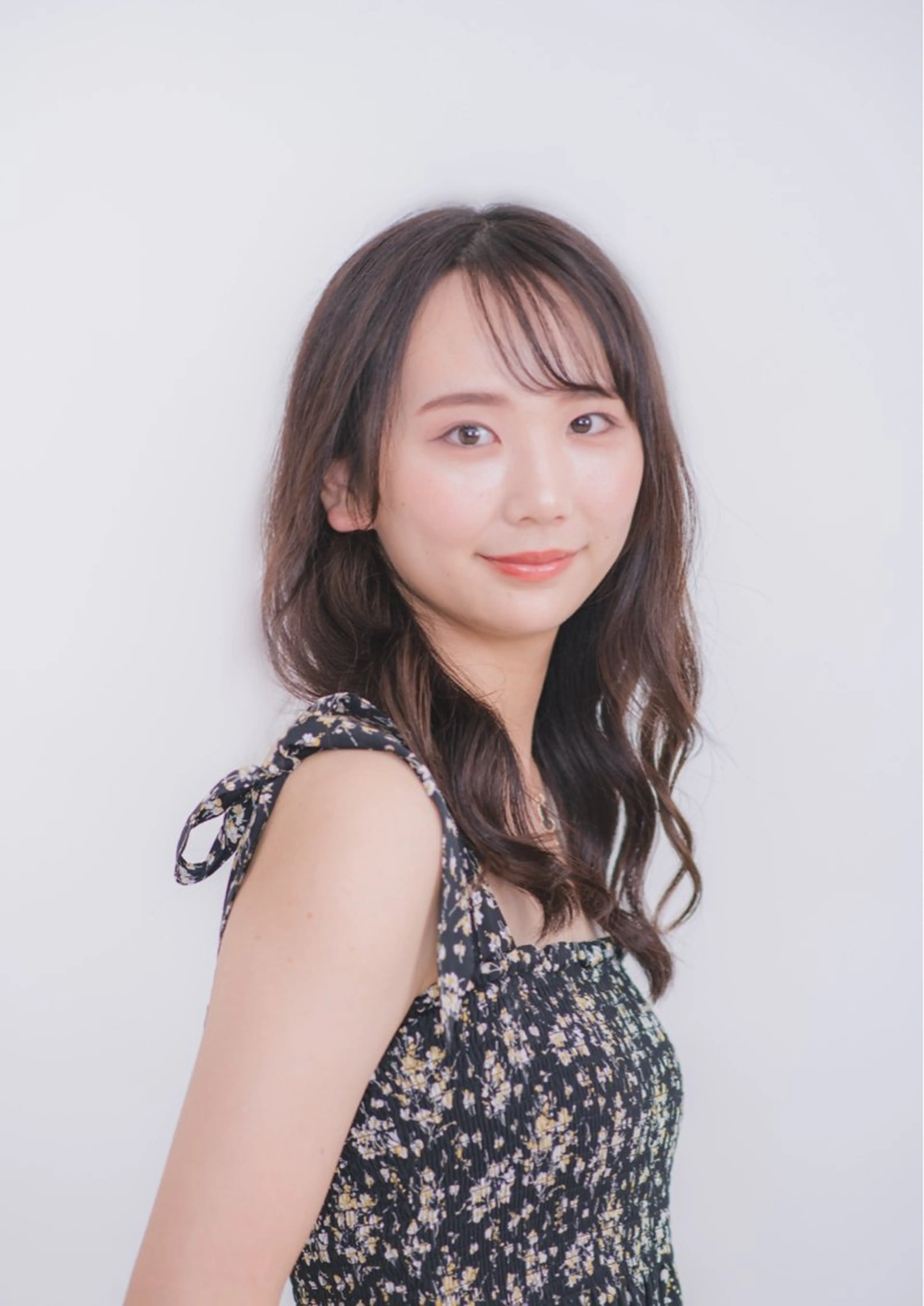 ロング カラー ヘアアレンジ 宮武 萌のヘアスタイル