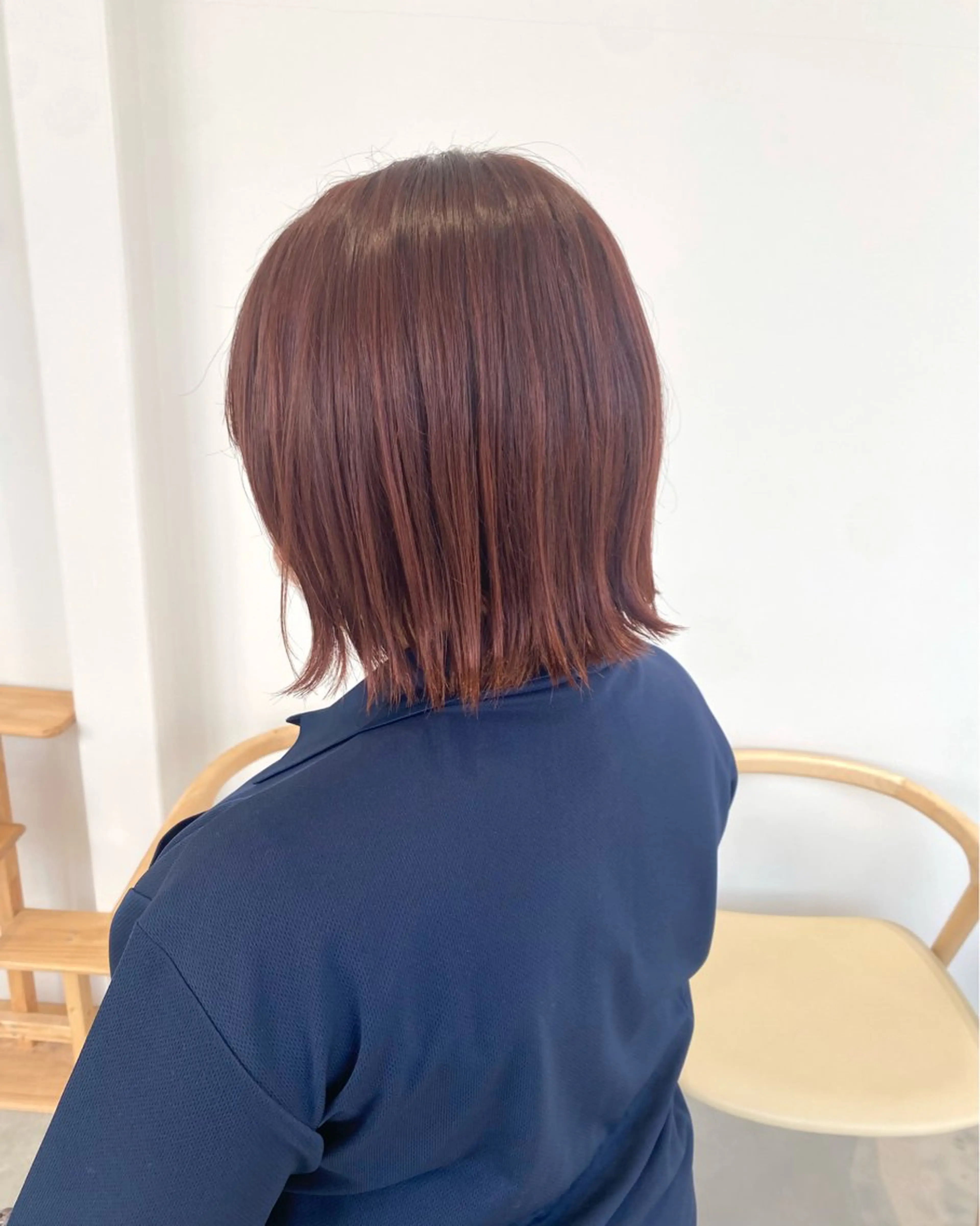 ミディアム カラー 切りっぱなしボブ ベージュカラー ピンクカラー ピンクベージュ ボブ 川合 勇気のヘアスタイル