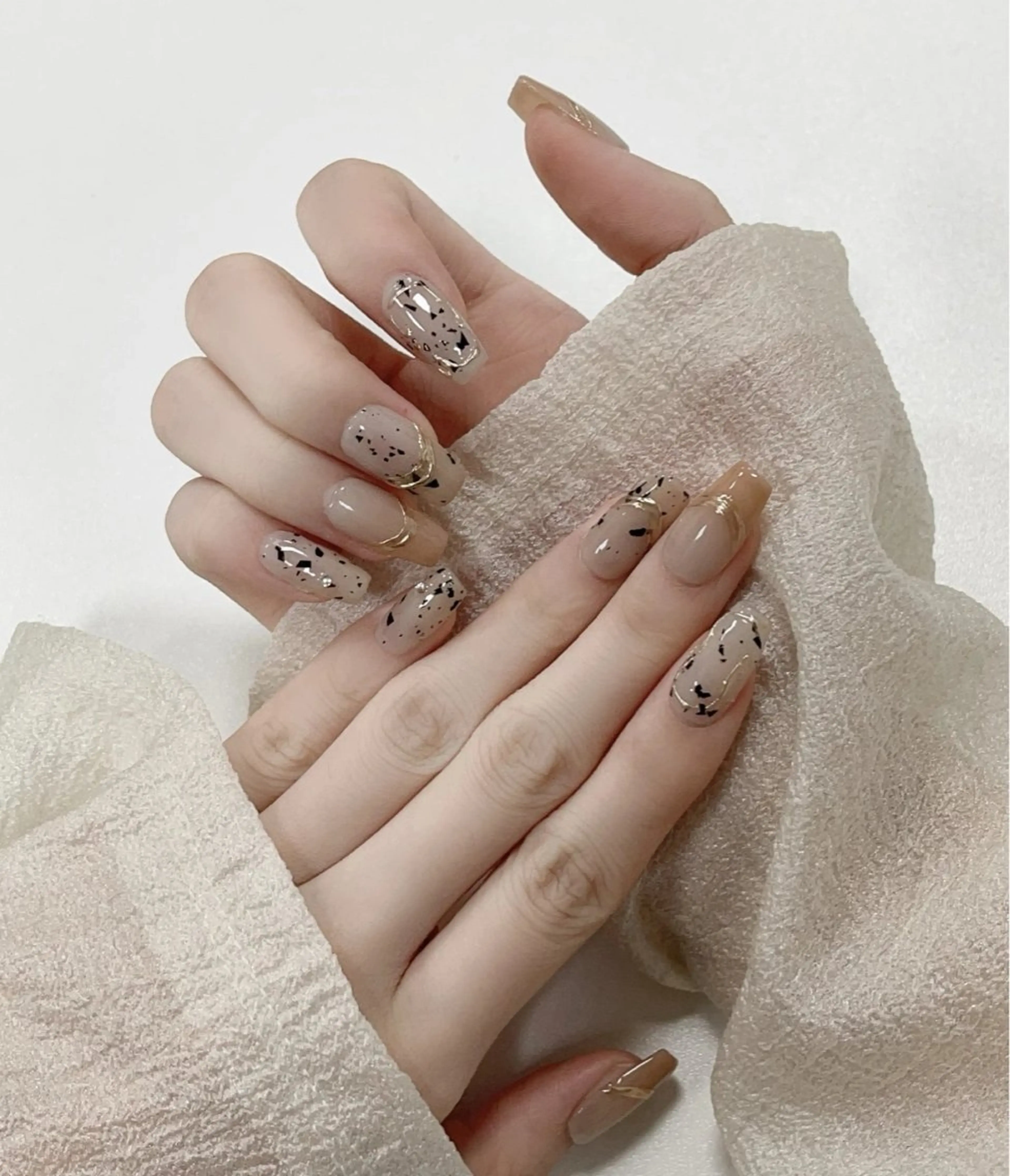 ネイル ハンドネイル YUYI.nail salonのネイルデザイン